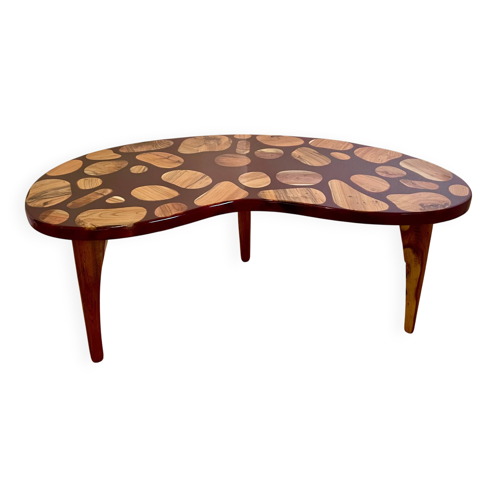 Coffee table, 70s design, Artist: "Vino Di Travolta", wood and resin