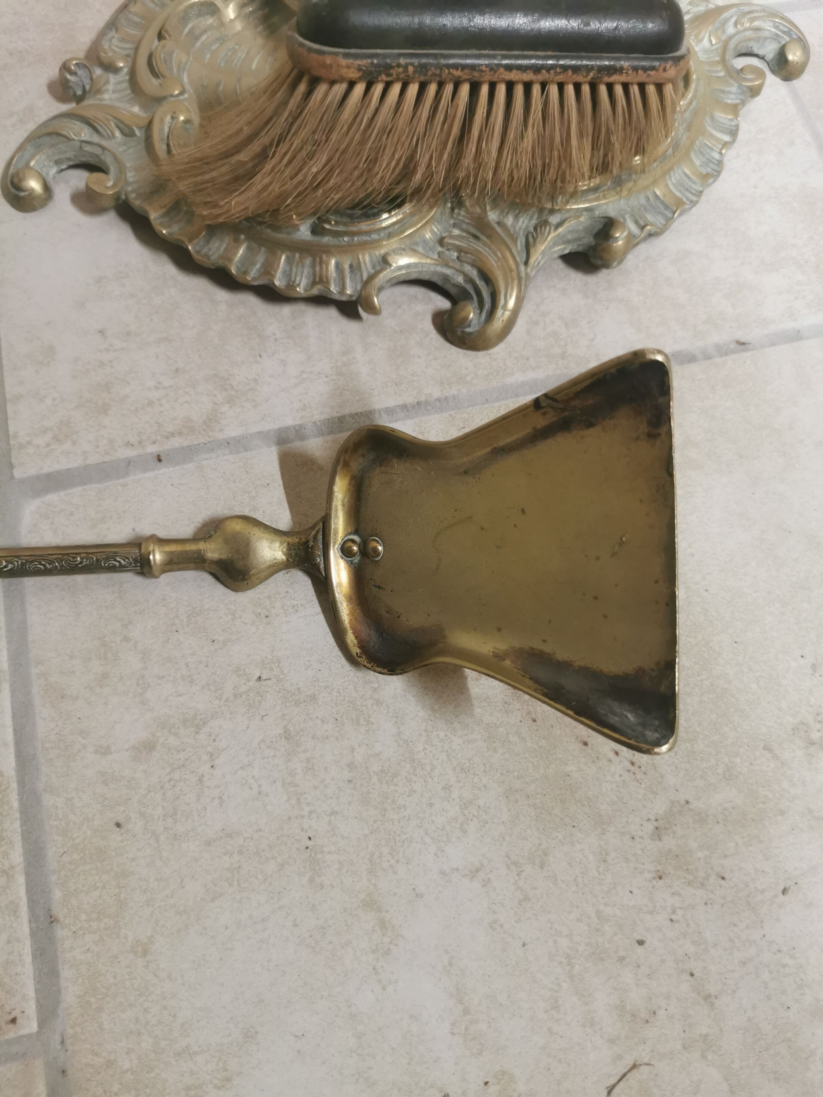 Serviteur de cheminée bronze doré