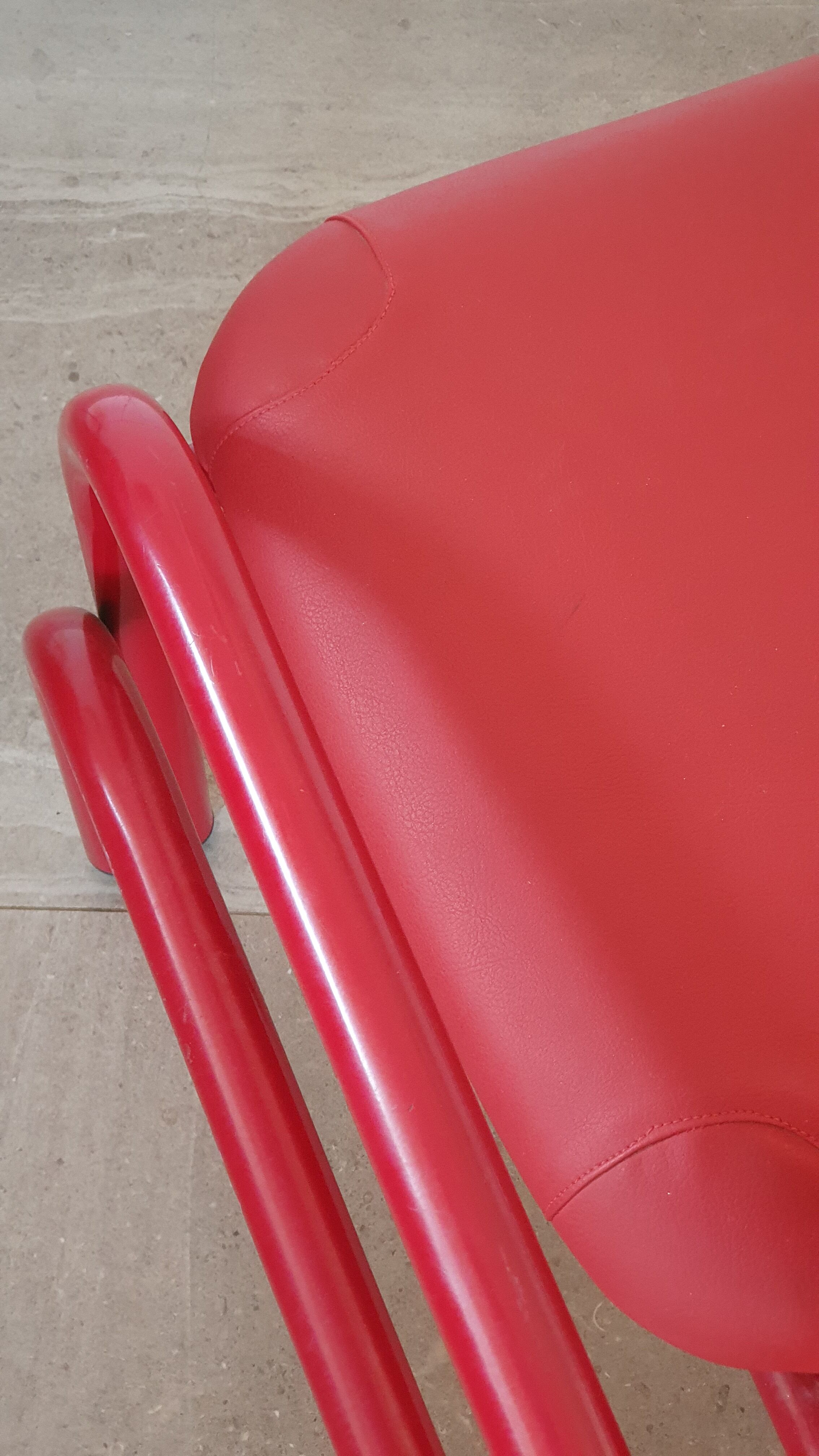 Italian design armchair from the 80s