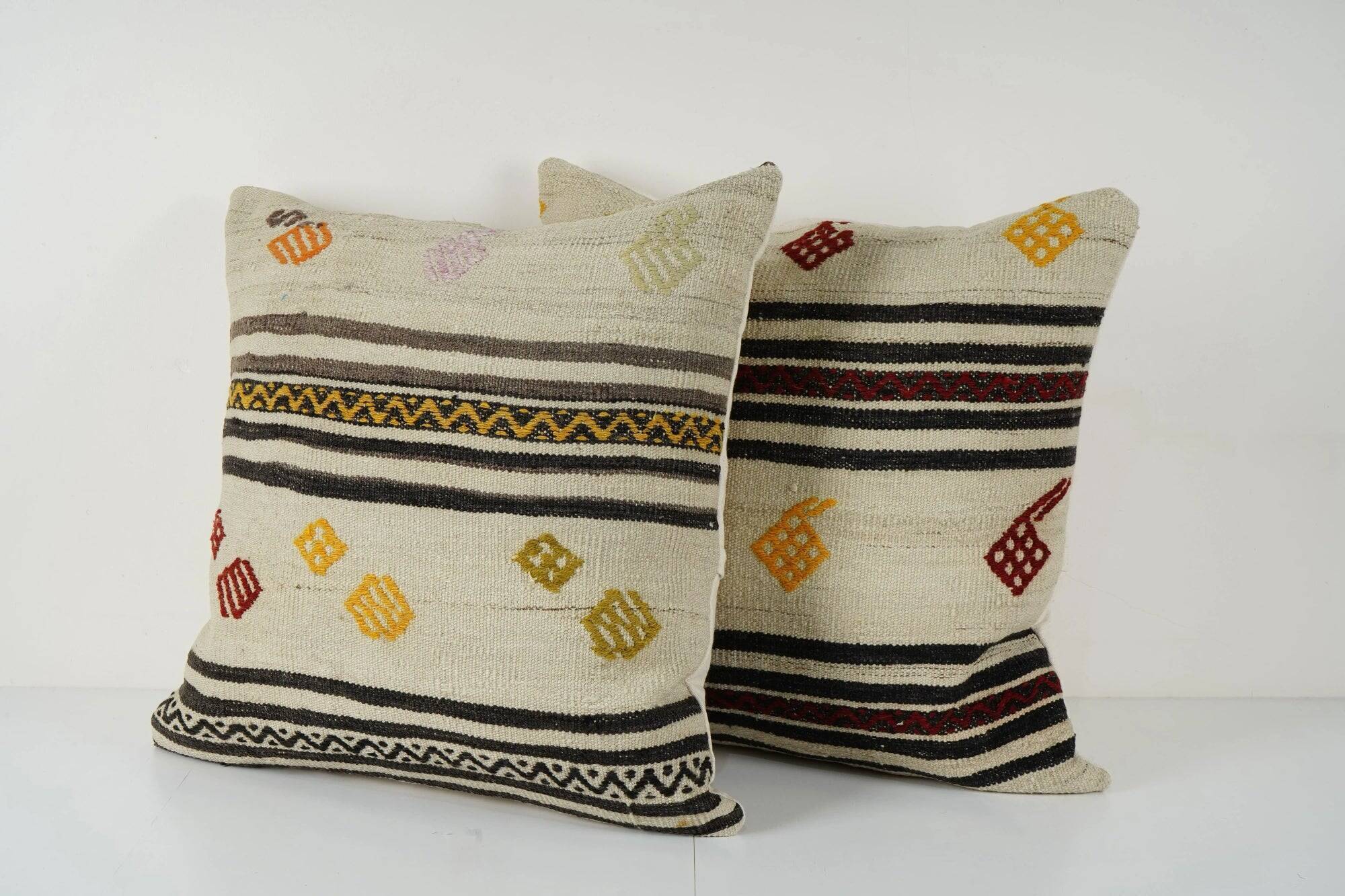 Set of 2 vintage kilim cushion covers 61x61 cm