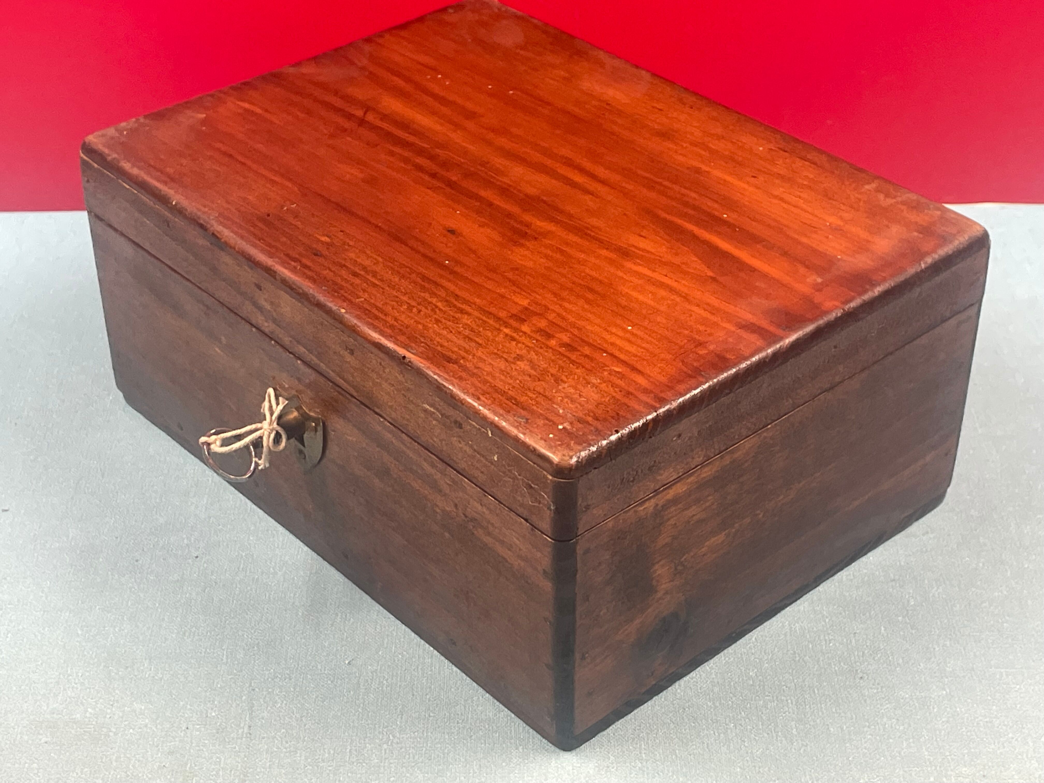 Wooden box with its key, vintage decoration