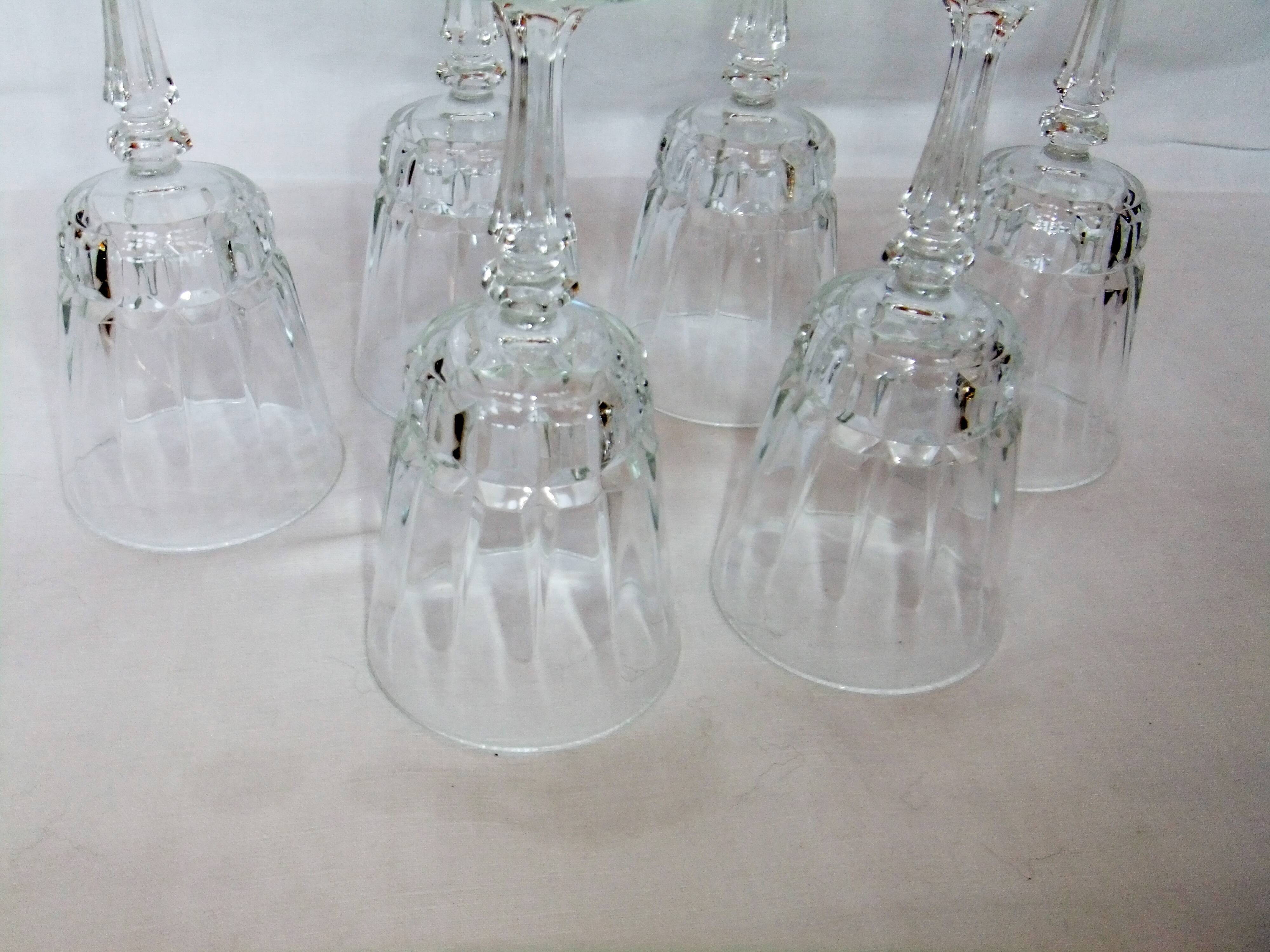 Vintage cut crystal wine glass Cristal d'Arques Chantelle Lady victoria