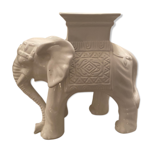 Vase éléphant en porcelaine