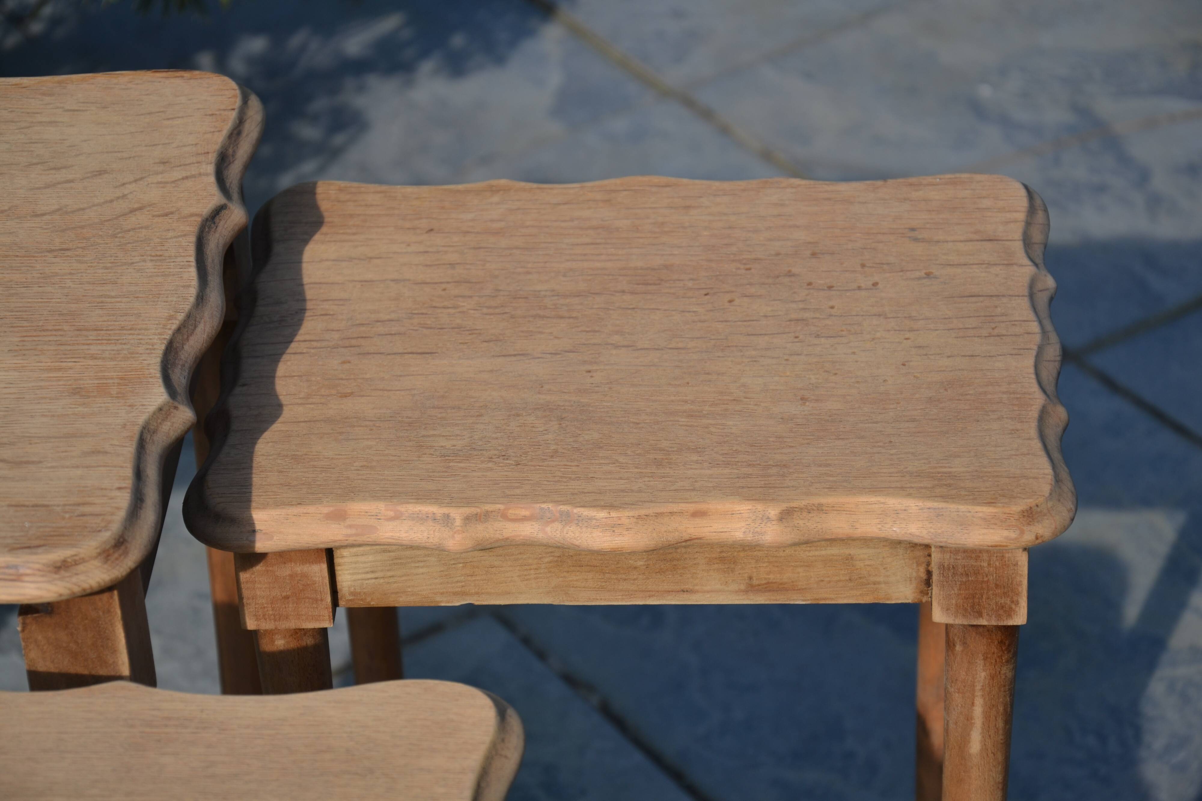 Nesting tables in oak from the 1930s.