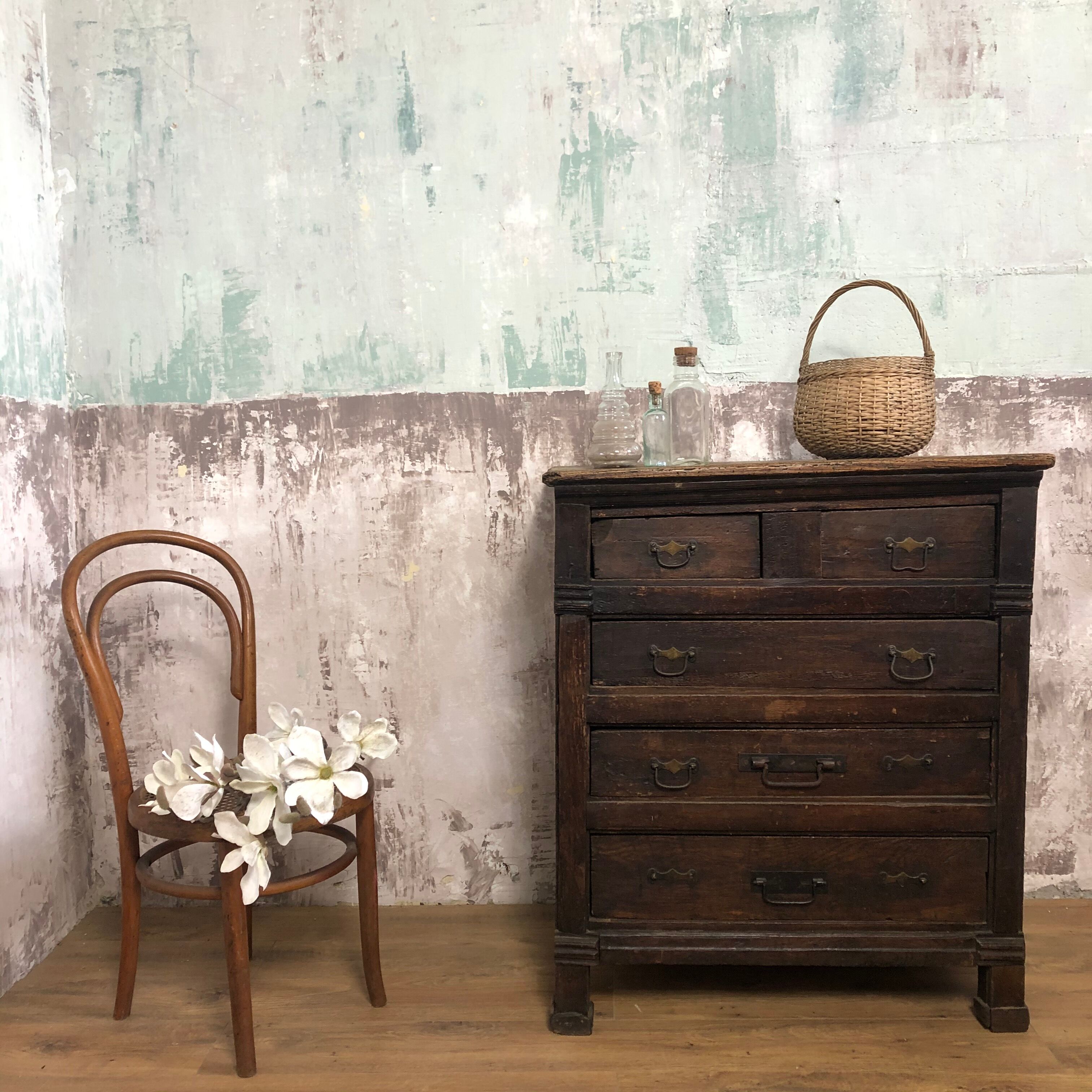 Former dresser - Popular Art XlX