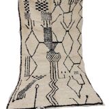 Handmade moroccan berber rug 278 x 150 cm