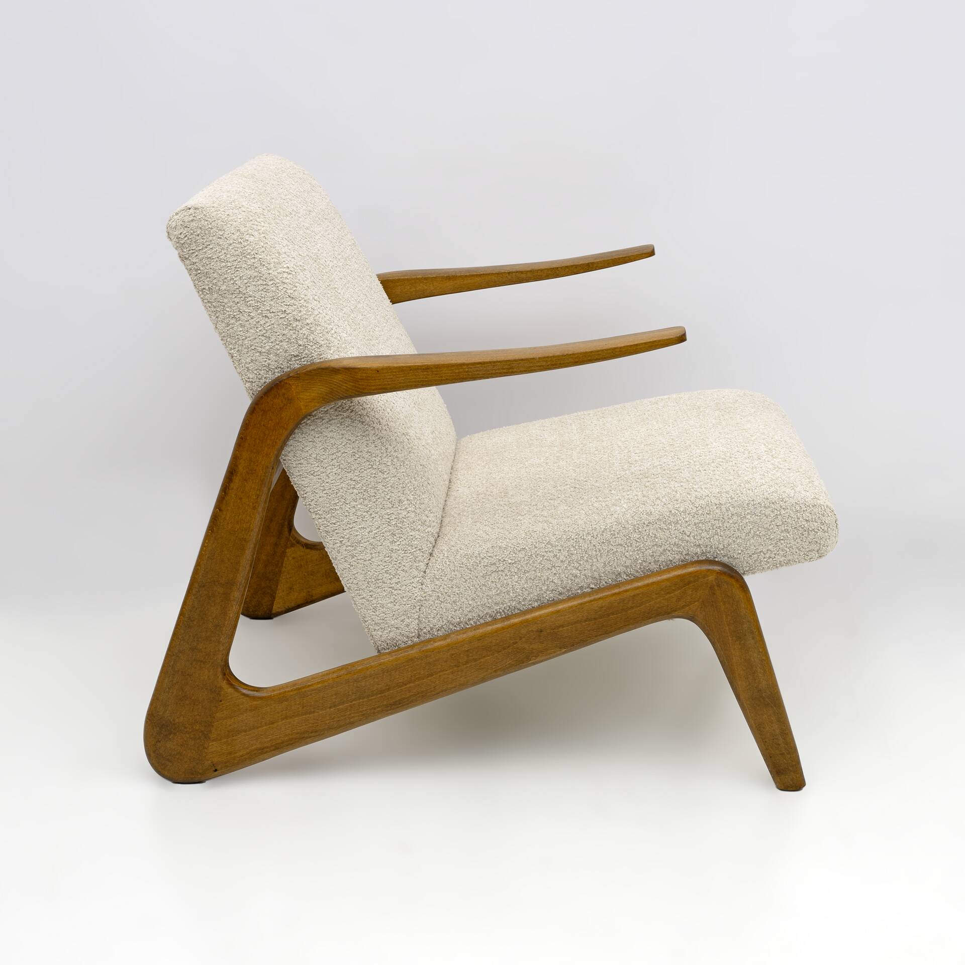 Pair of Mid-Century Modern Italian Bouclè Lounge Chairs, 1970s