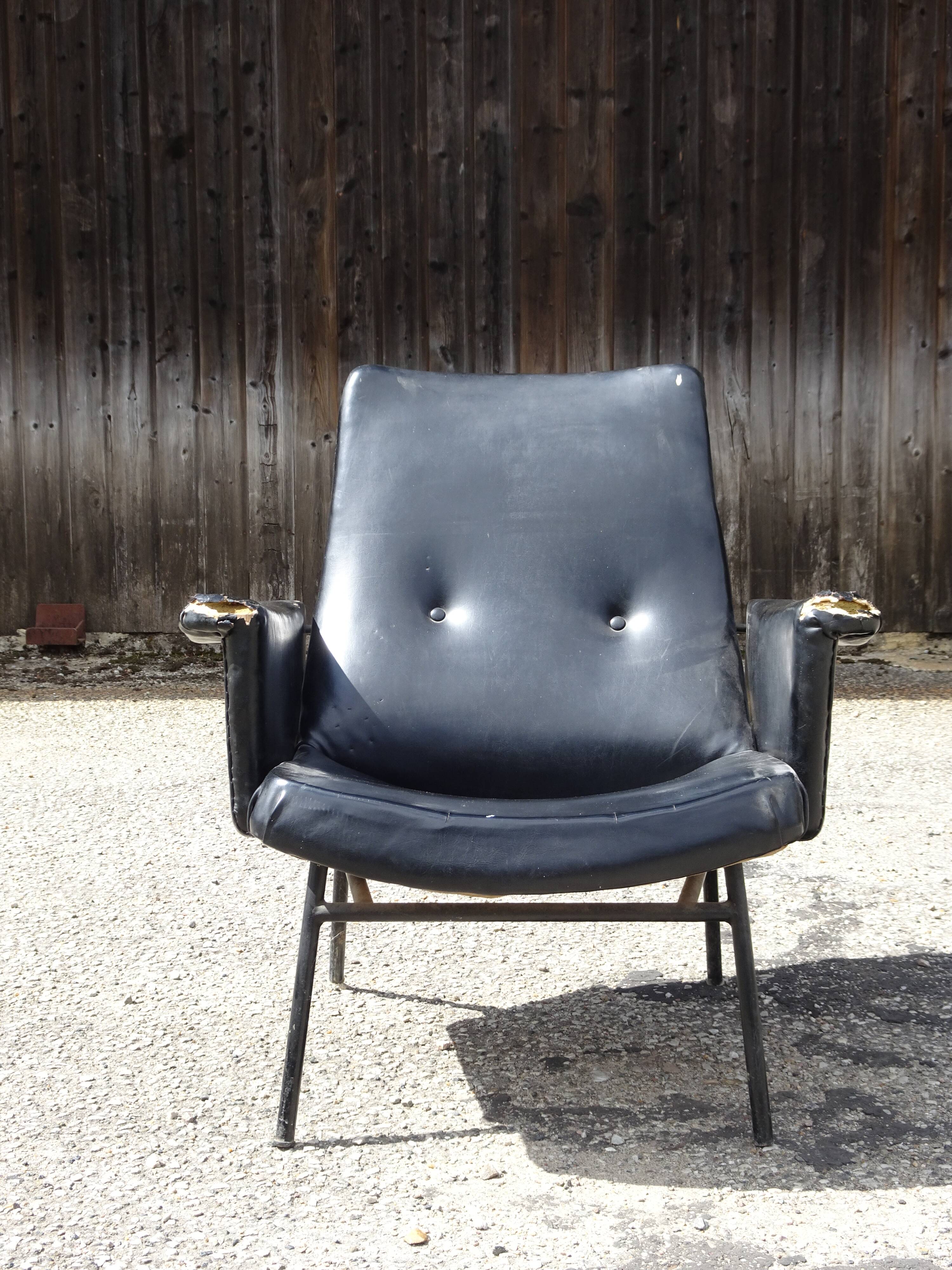SK660 armchair by Pierre Guariche, Steiner edition, circa 1953.