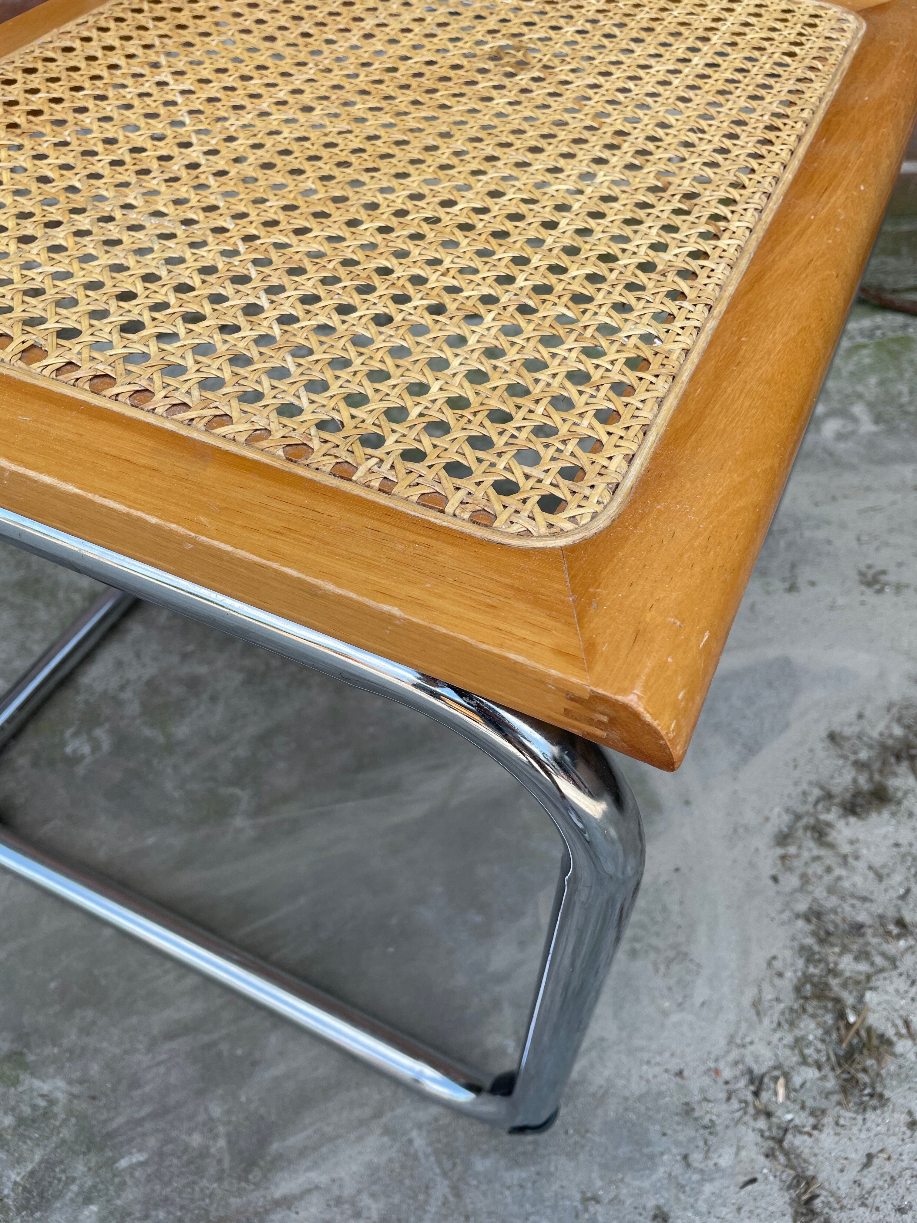 Cesca chair b32 model design Marcel Breuer