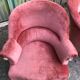 Duo de fauteuils vintage crapaud en velours saumon