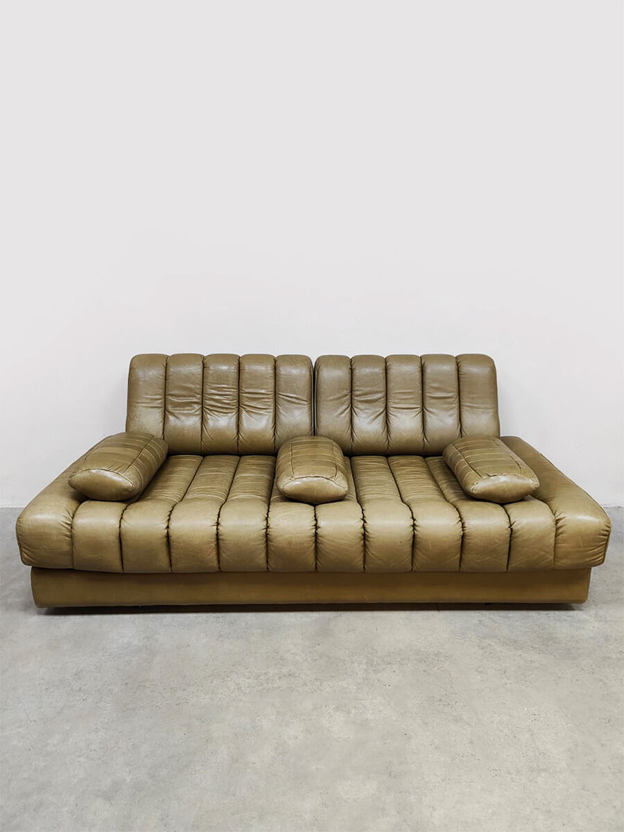 Vintage DS-85 leather daybed sofa De Sede