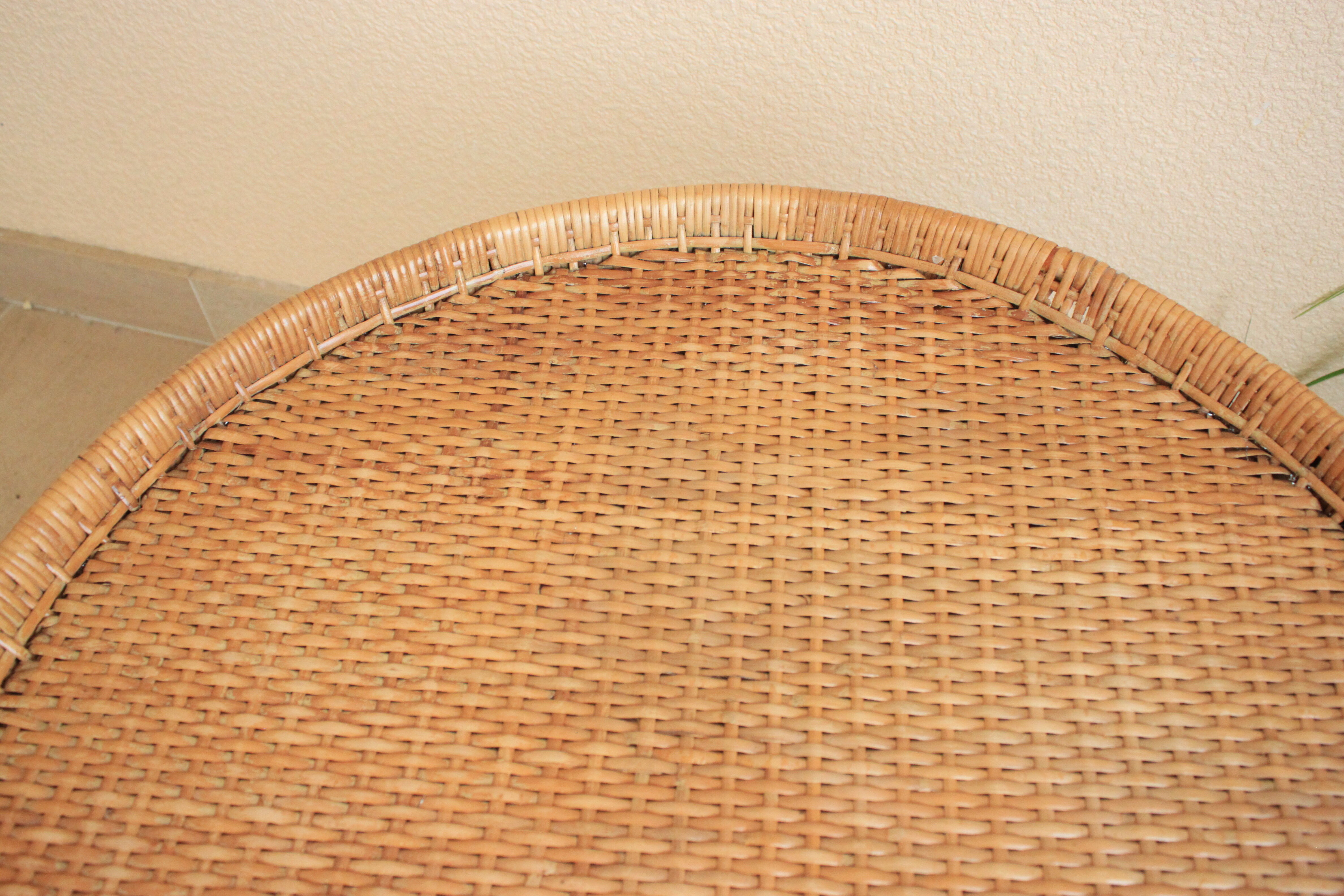 Tripod rattan coffee table, removable top