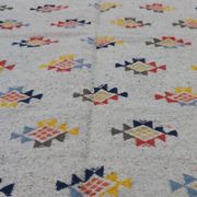 Tapis gris à motifs multicolore fait main en pure laine 180x117cm