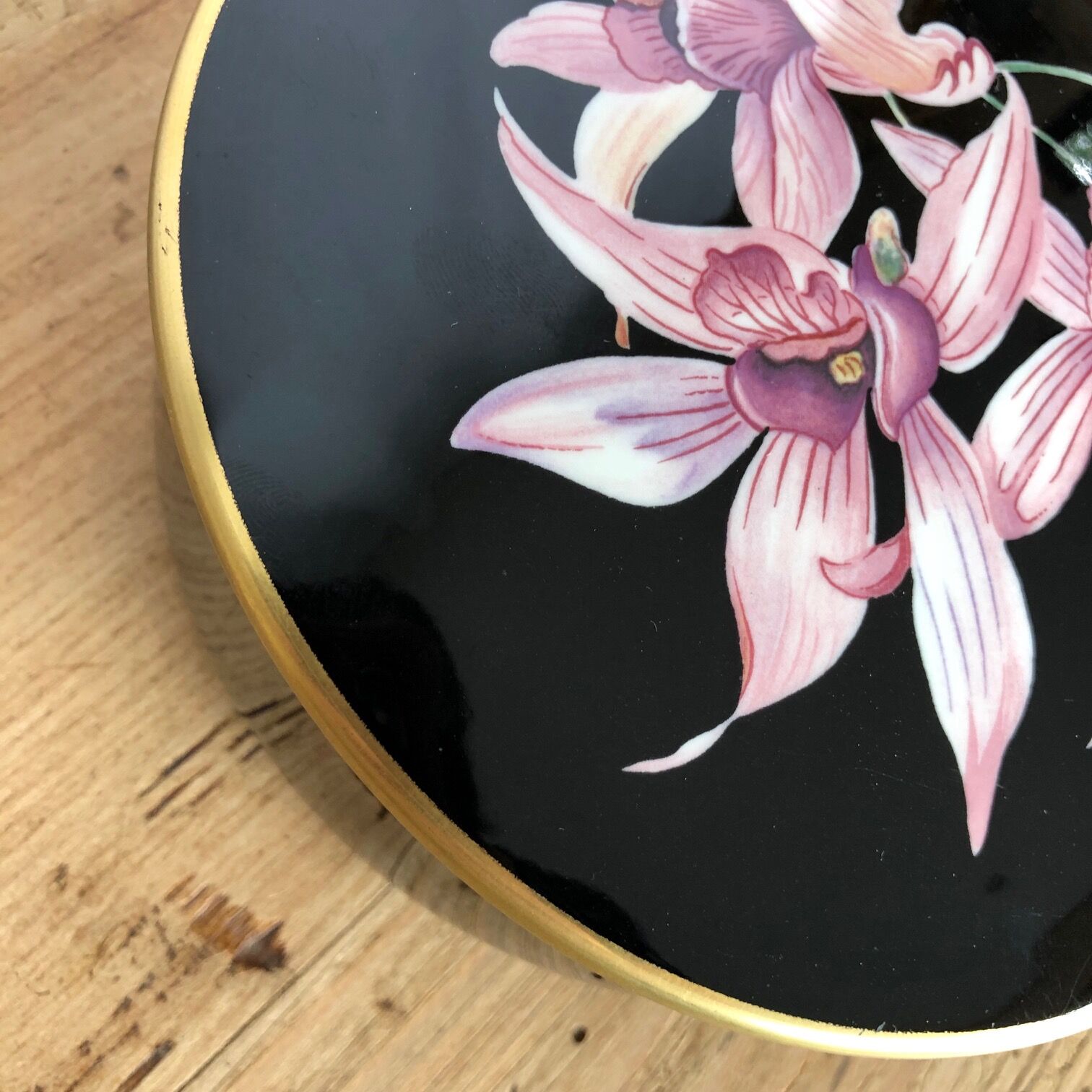 Villeroy and Boch candy factory, Orchid model