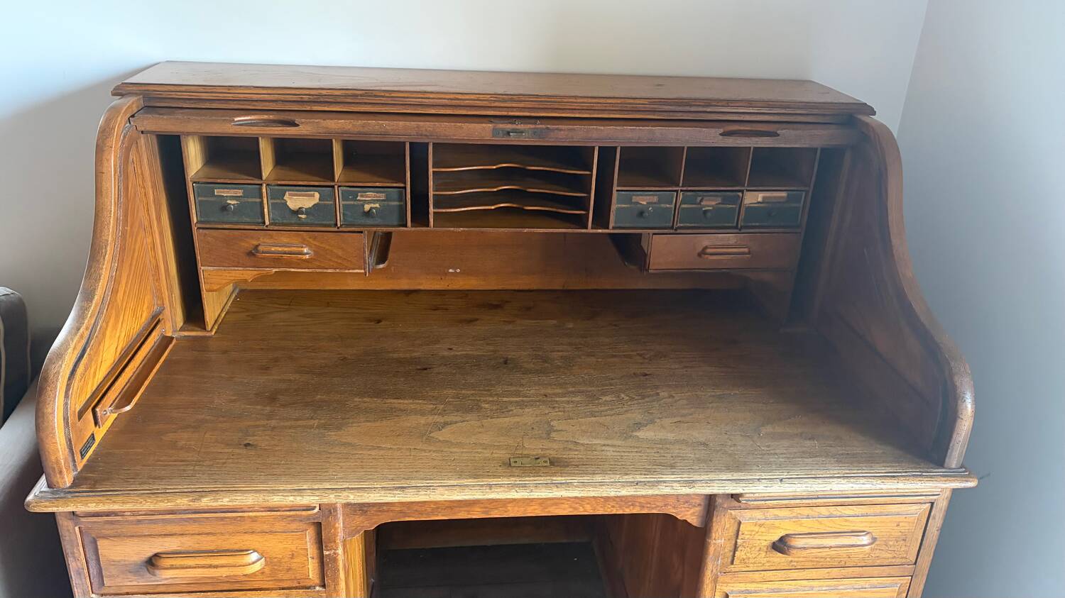 Old American office Delaunay