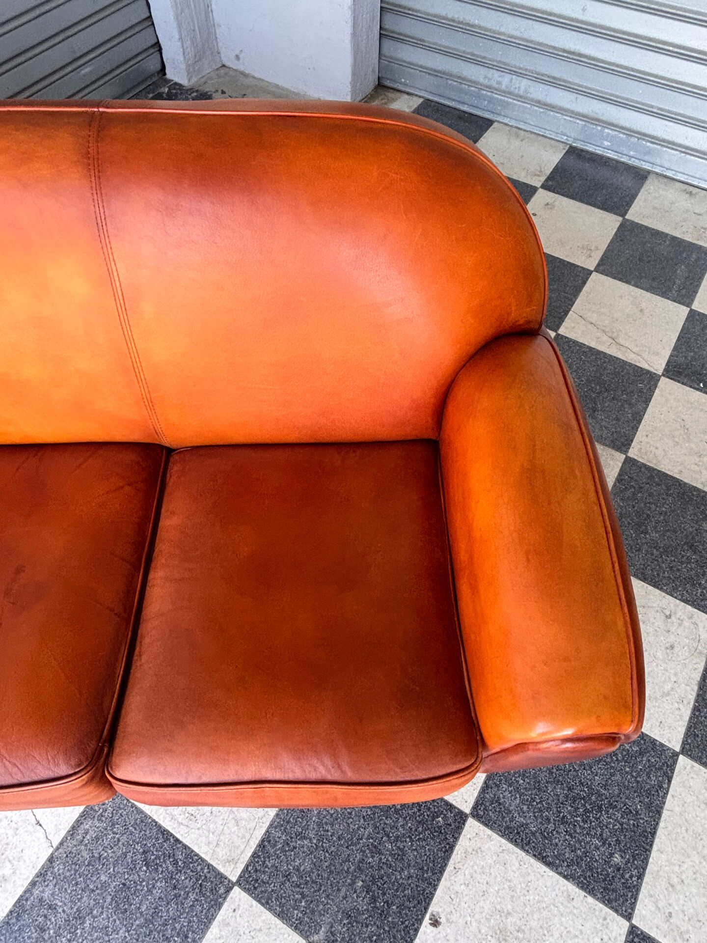 Canapé club vintage en cuir