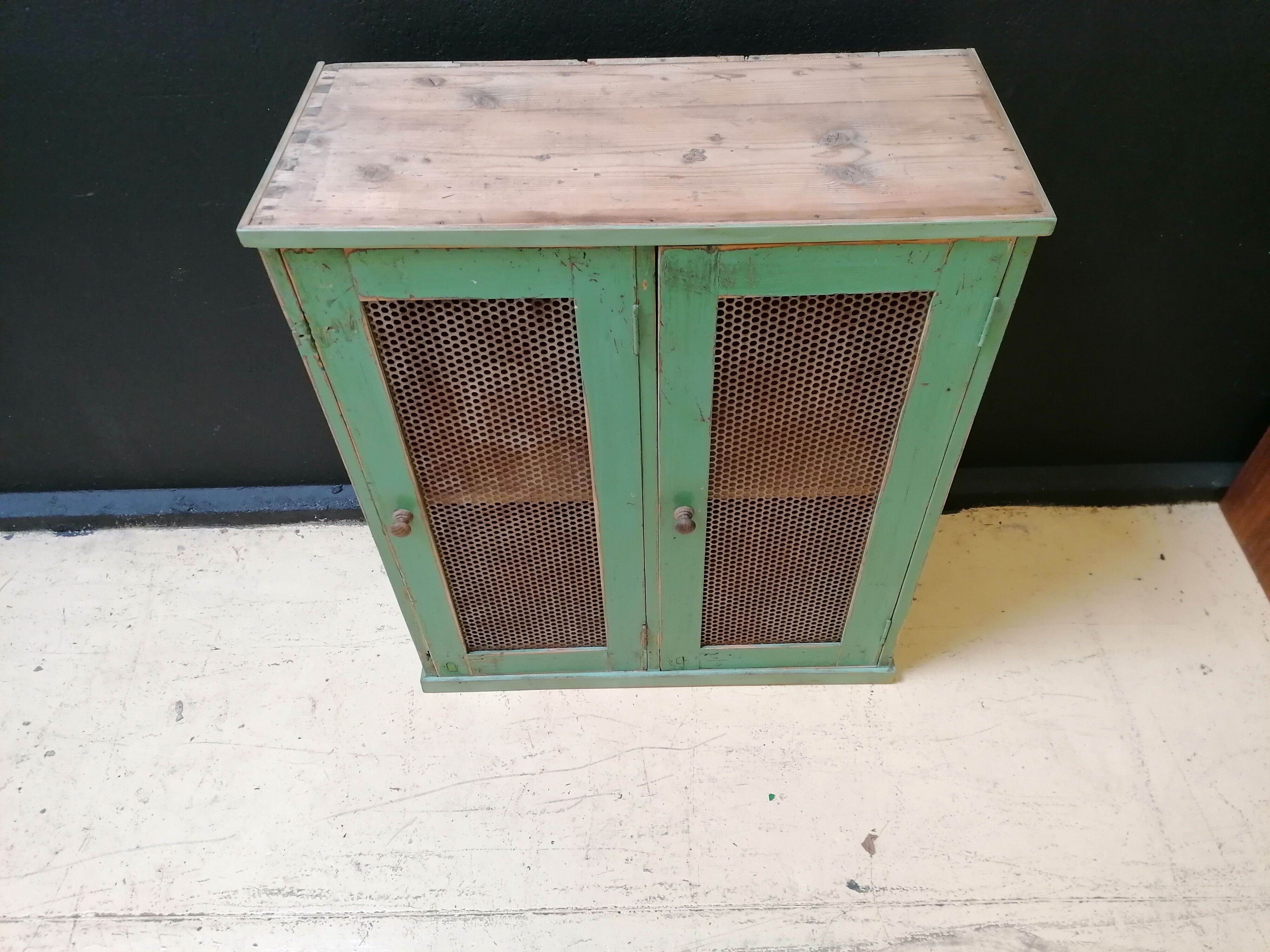 Garde manger en bois années 60