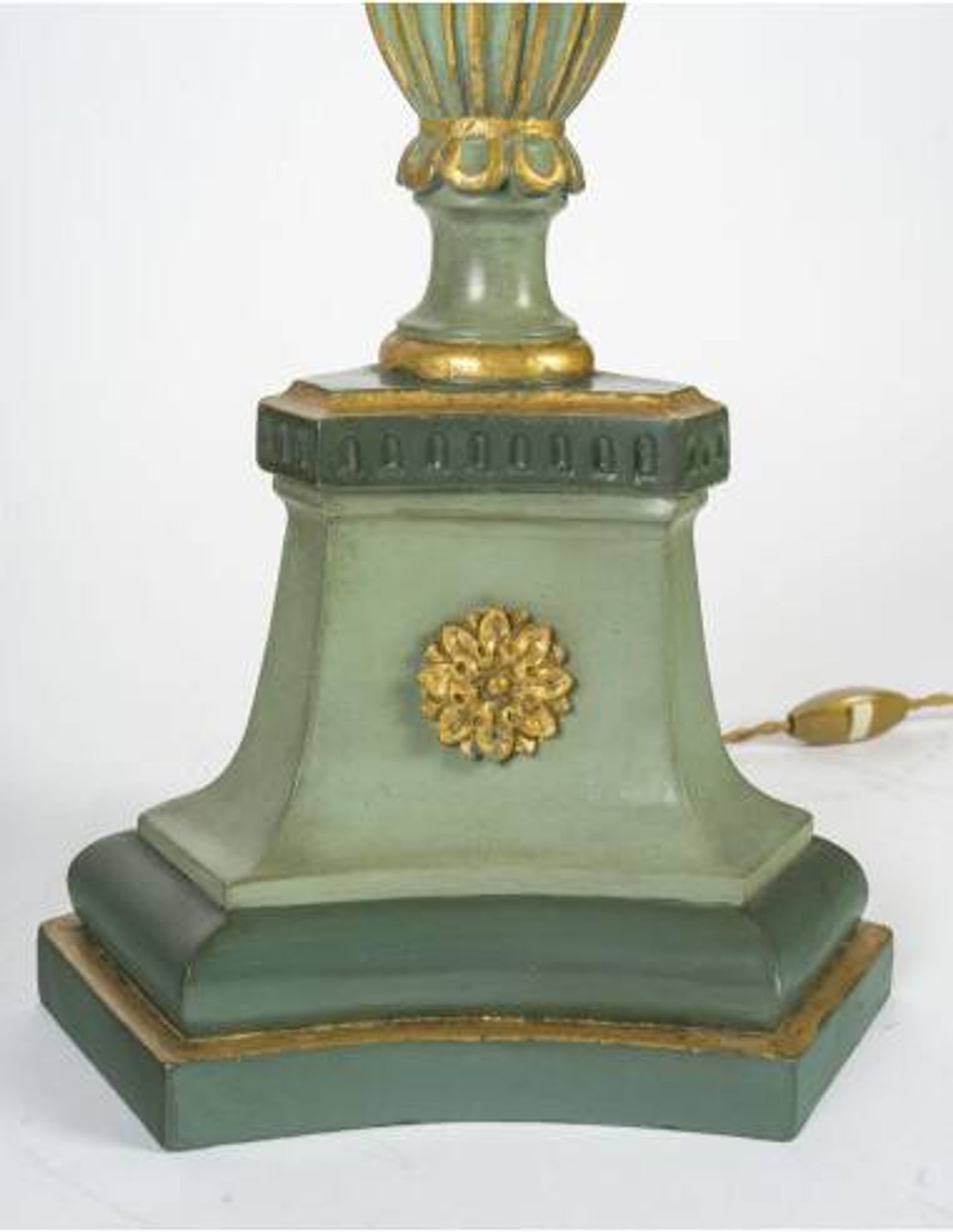 Carved, lacquered and gilded wooden lamp, 1950-1960, Louis XVI style.