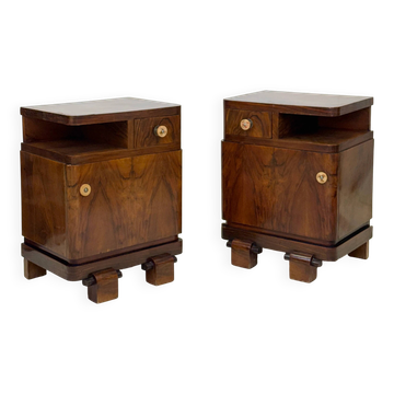 Pair of Art Deco bedside tables in walnut — Italy, 1930-1940