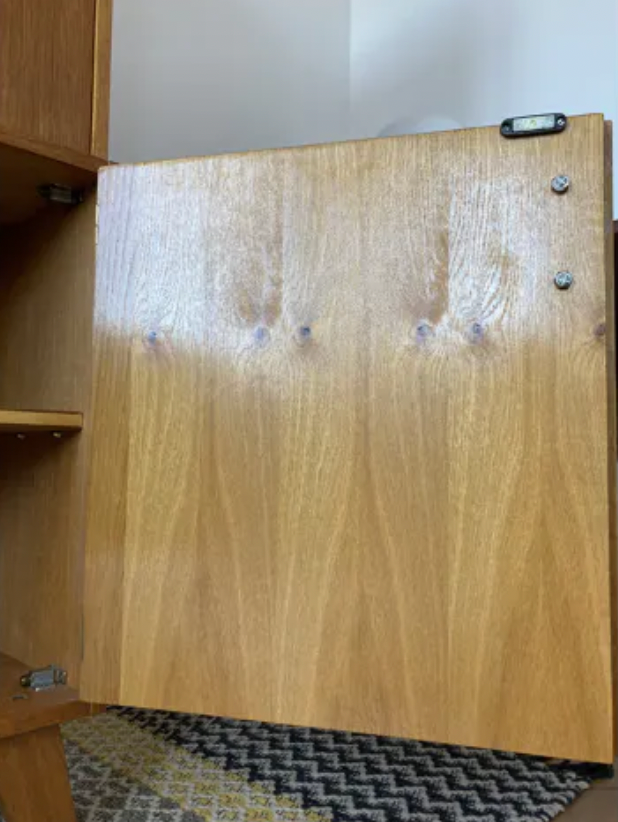 Secretary compass feet