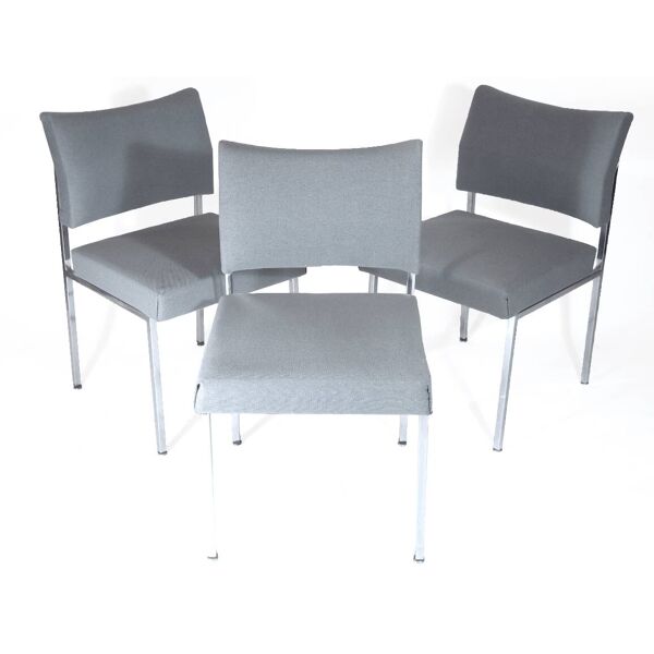 Chaise de bureau chromée retapissée
