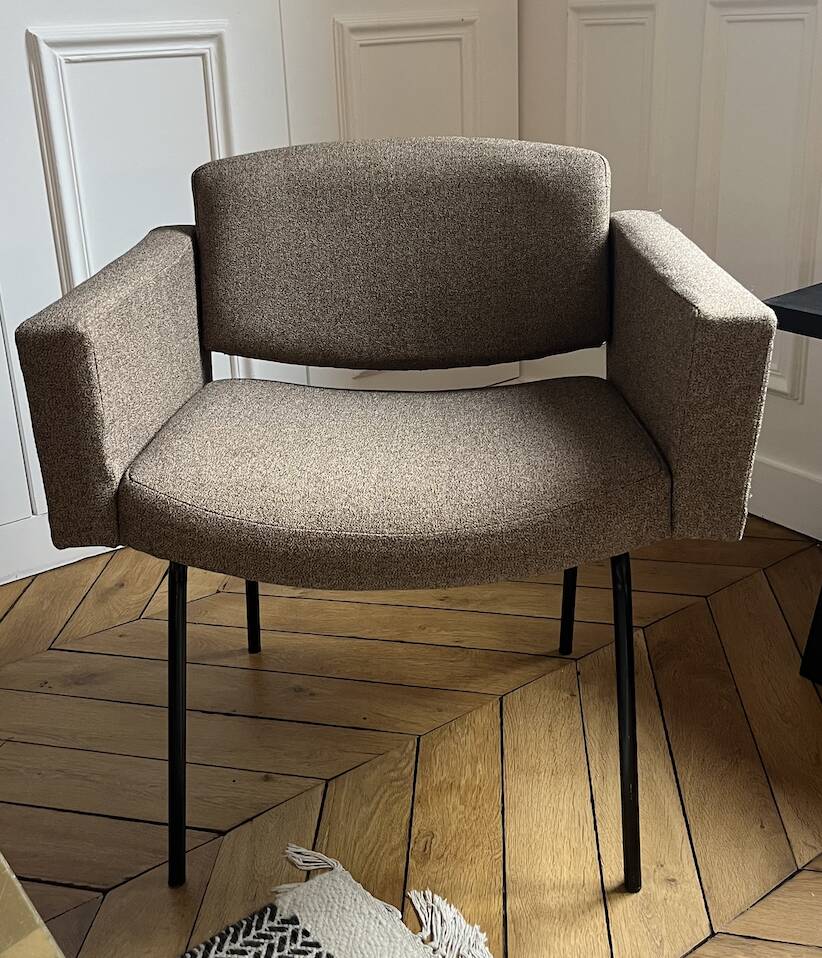Pierre Guariche armchair