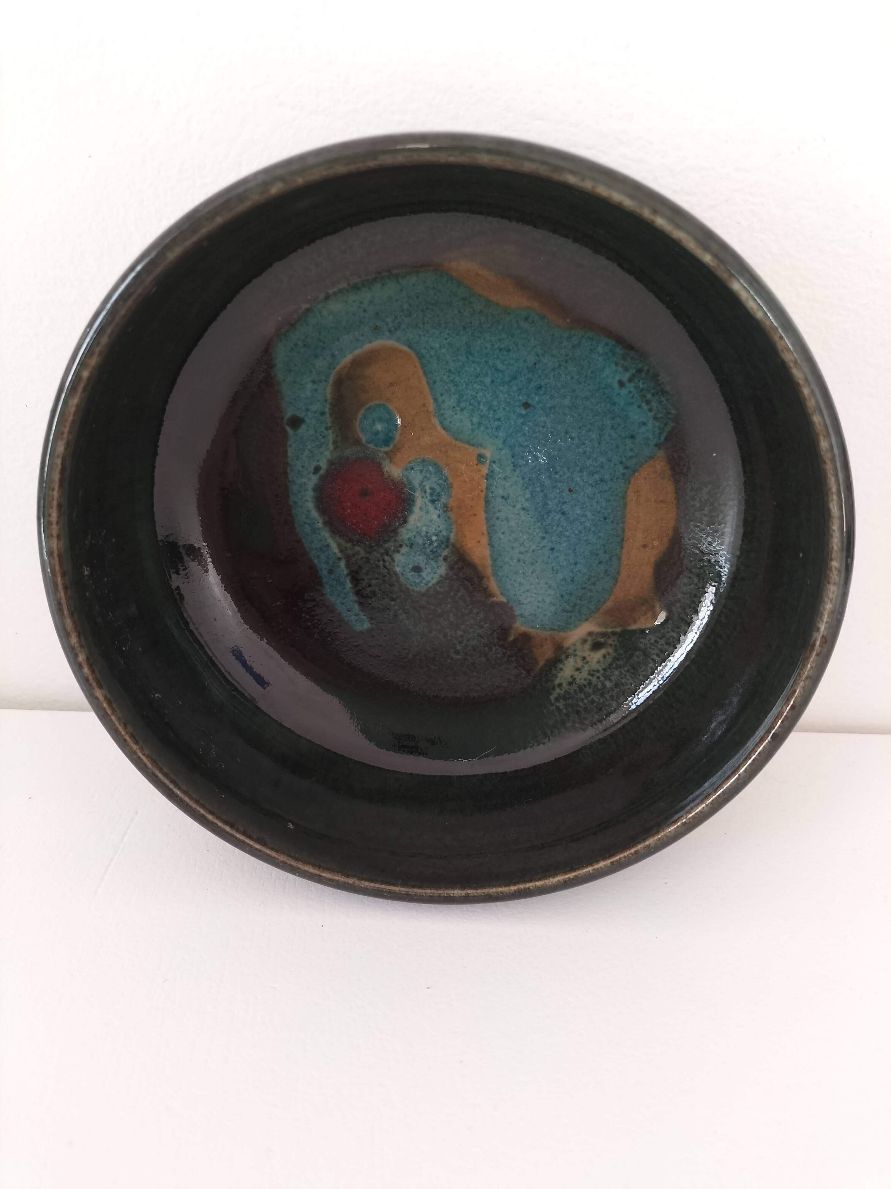 Signed stoneware bowl from Puisaye