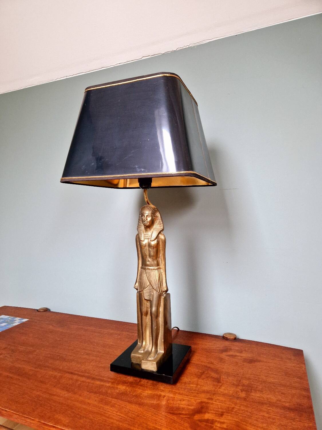 Egyptian table lamp, Hollywood Regency style, 1970