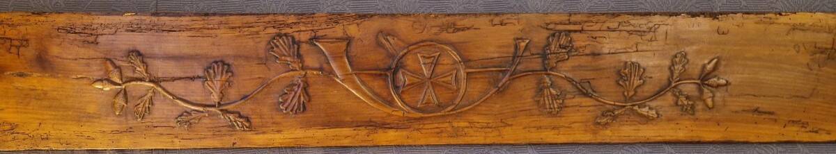 Panelling, ornamental pediment, 19th century.