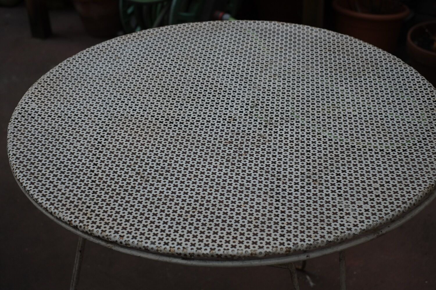 Mategot Mathieu garden table