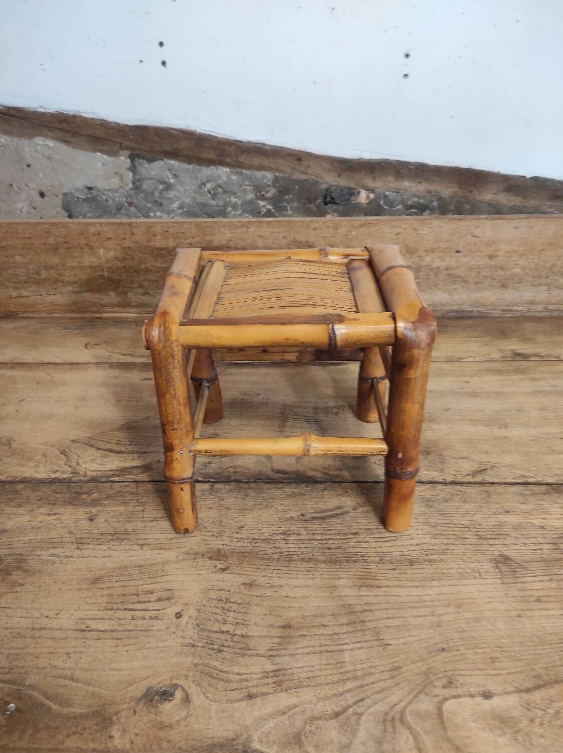 Petit tabouret vintage