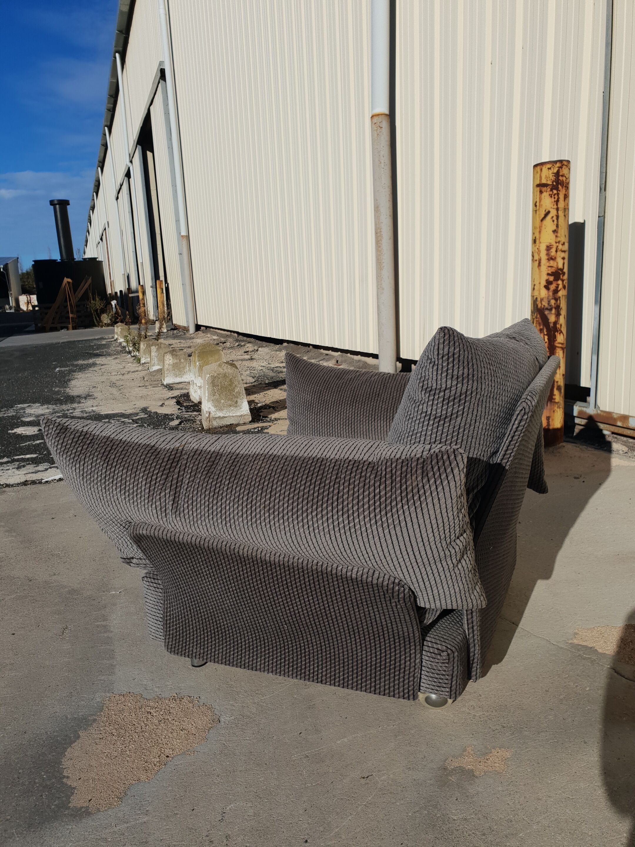 Pair of easy chairs 1970