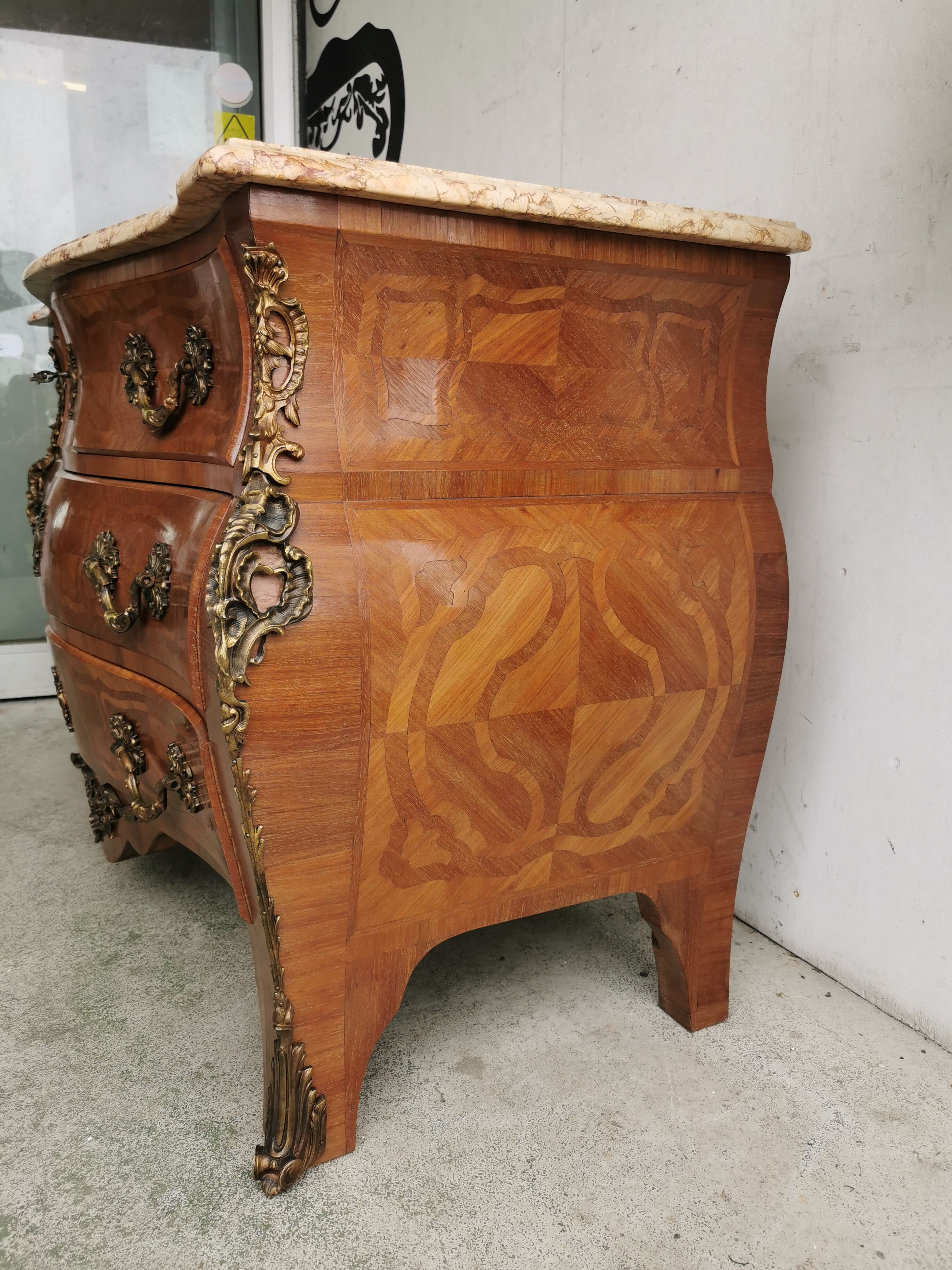 Chest of drawers tomb 1950's style louis xv inlaid