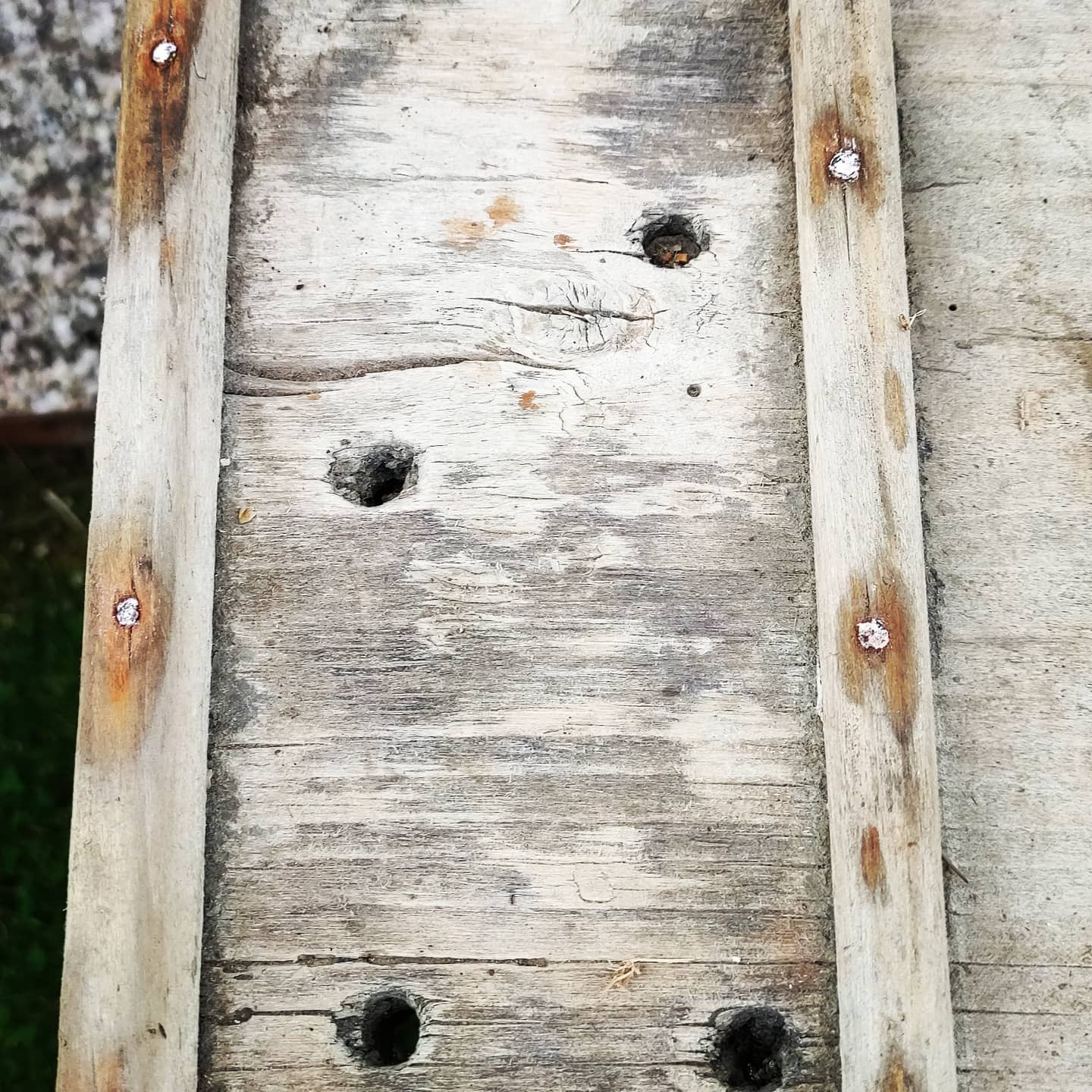Vintage washing table