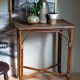 Table-desserte d'appoint en rotin ancienne