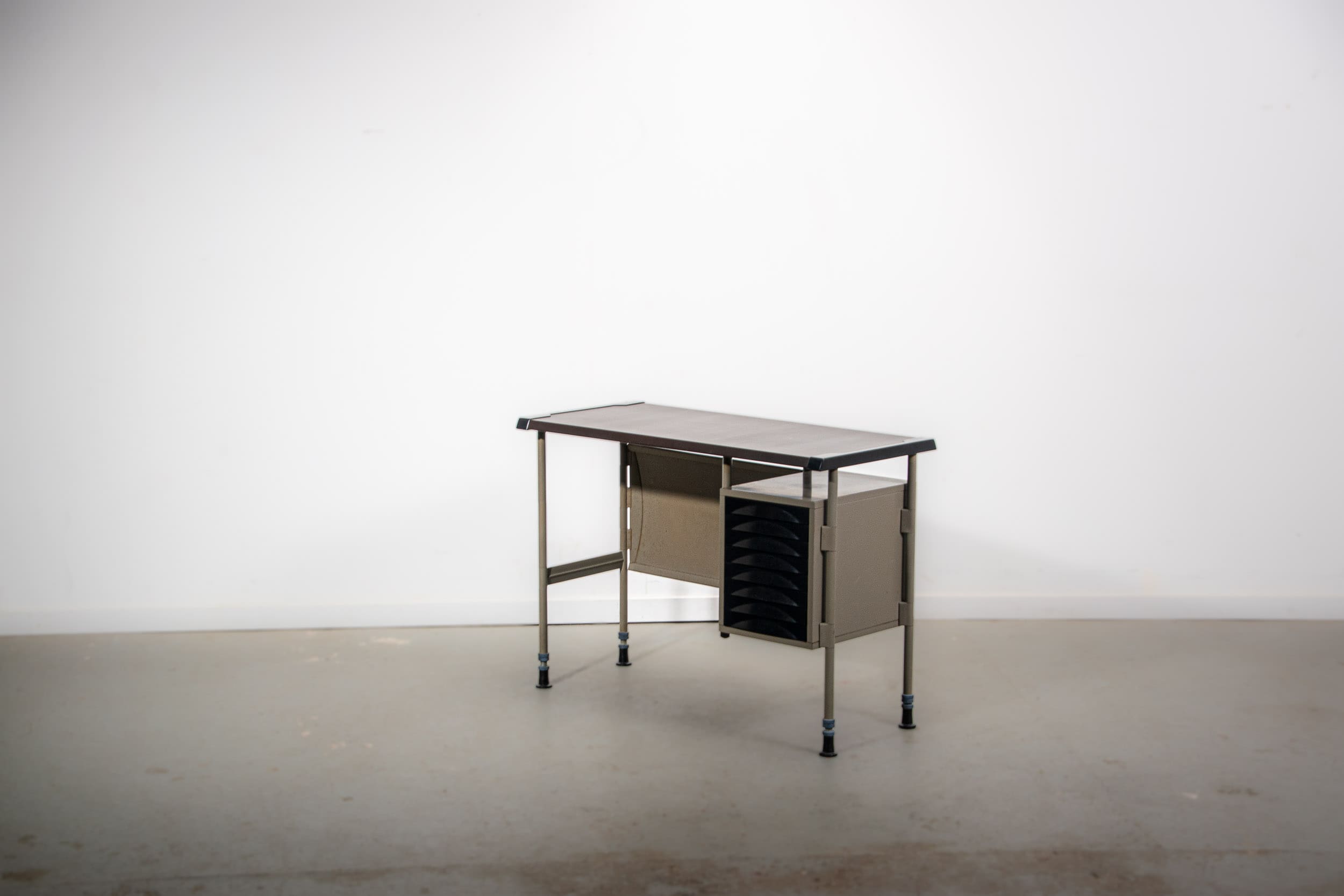 Spazio series typewriter desk by Studio BBPR for Olivetti, circa 1960