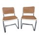 Une paire de chaises italiennes des années 1980