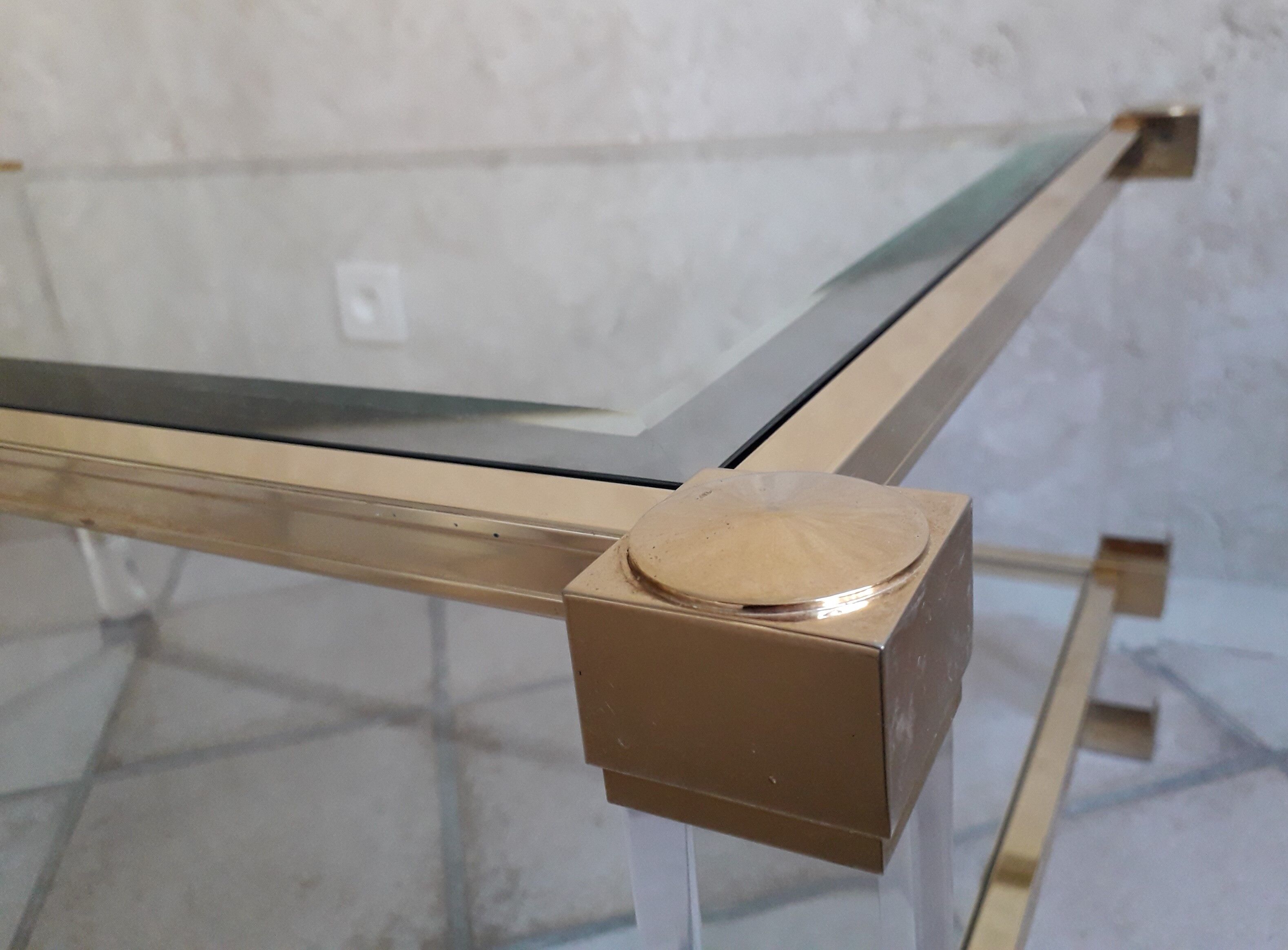 Table basse Pierre Vandel modèle Altu, Altuglas et verre