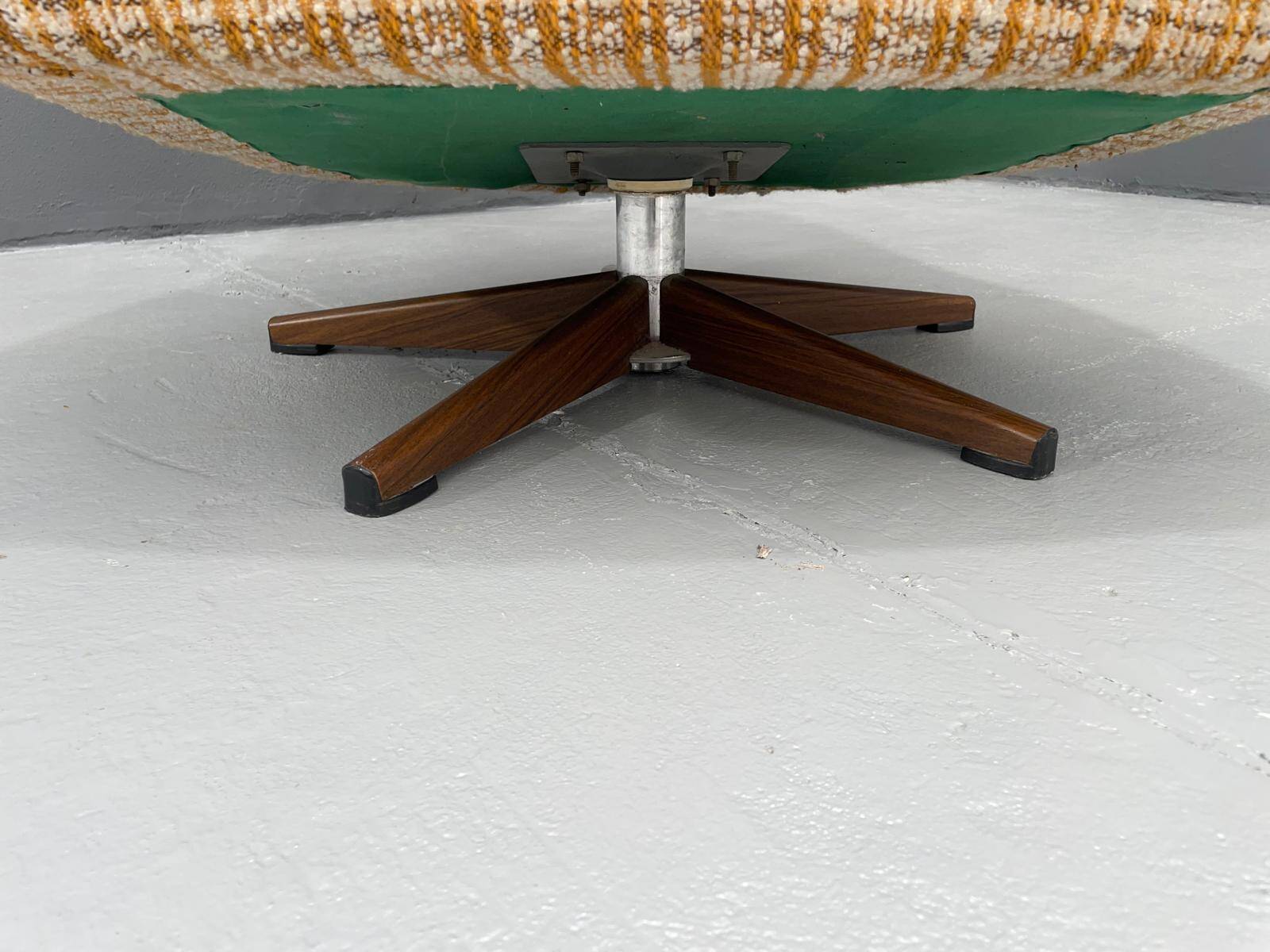 Swivel Armchair for Jitona Soběslav, 1970s, Czechoslovakia