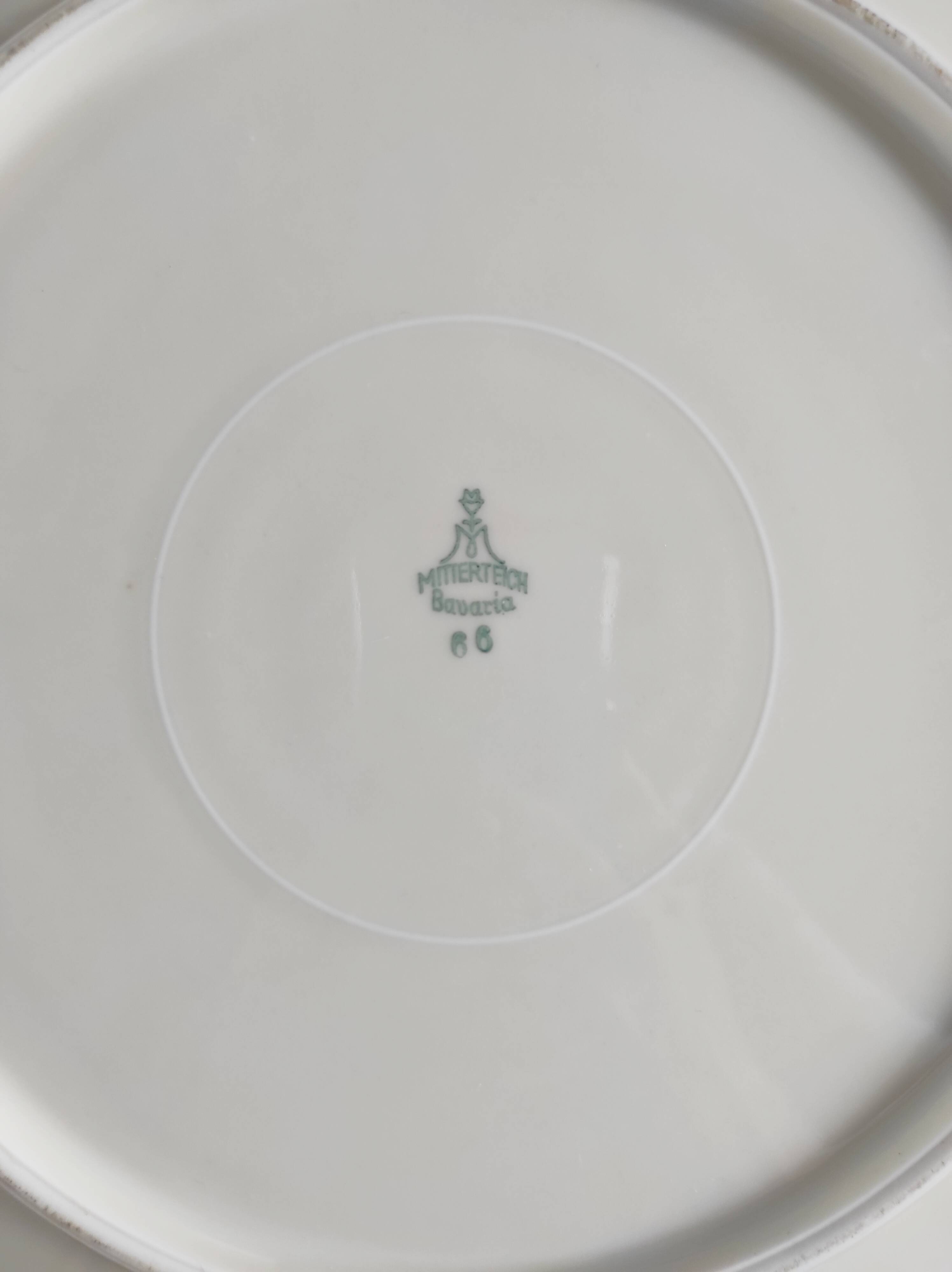 Two German Bavaria porcelain dishes