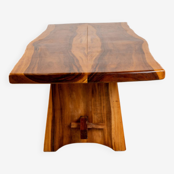 Table, en flamboyant, France 1960