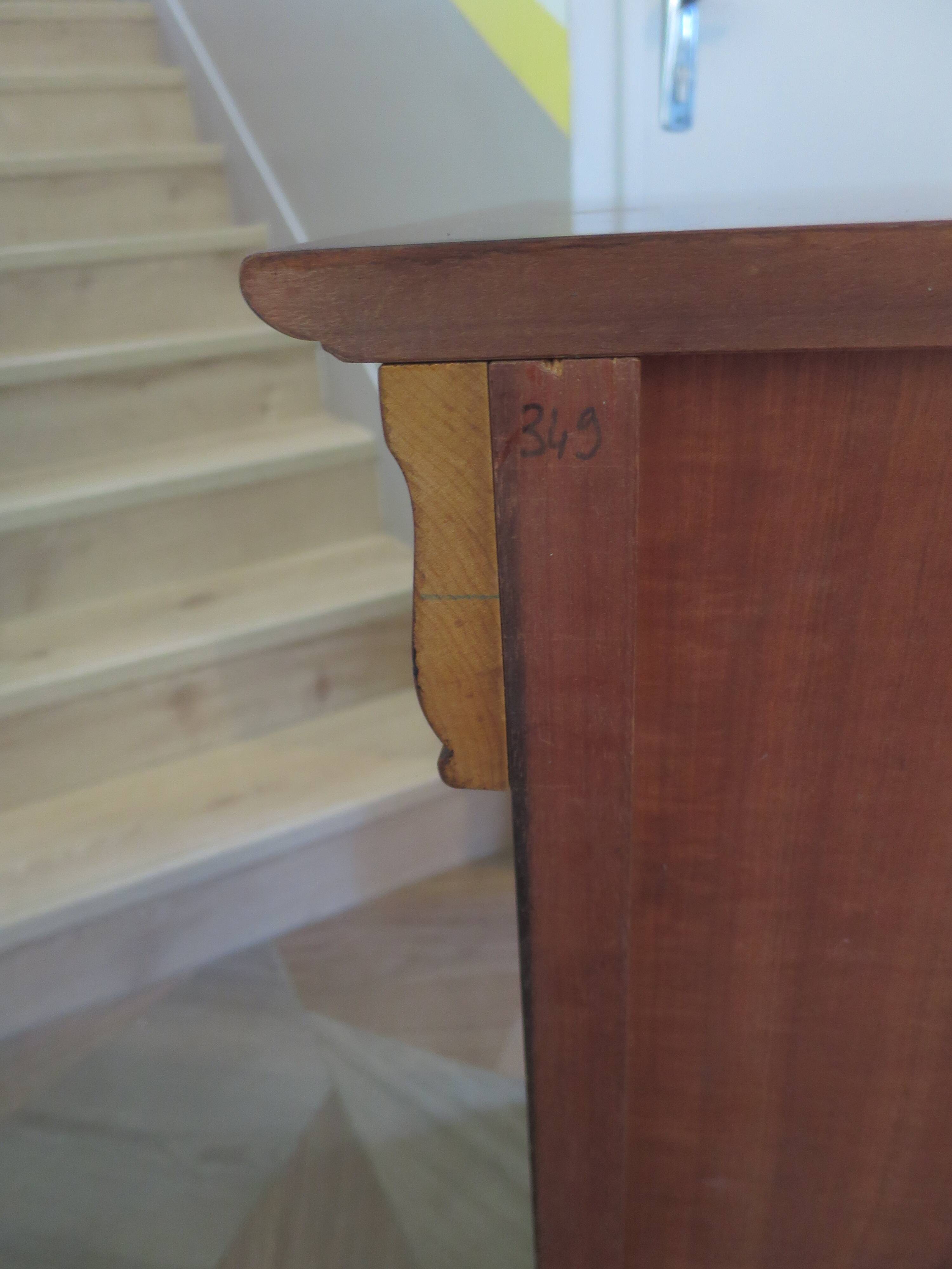 Beautiful Louis Philippe chest of drawers with 4 drawers - 3 locks - in cherry wood - 1980s
