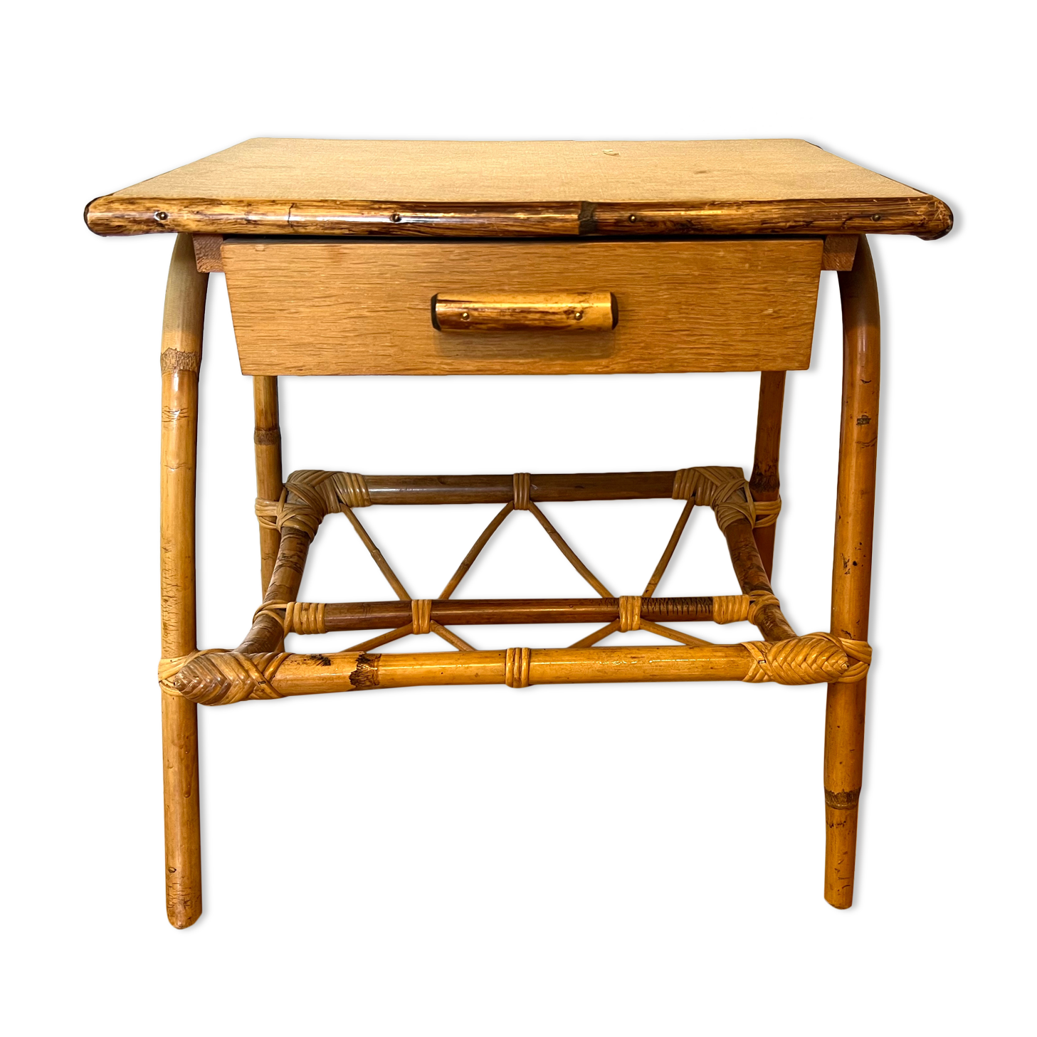 Side table in bamboo and rattan