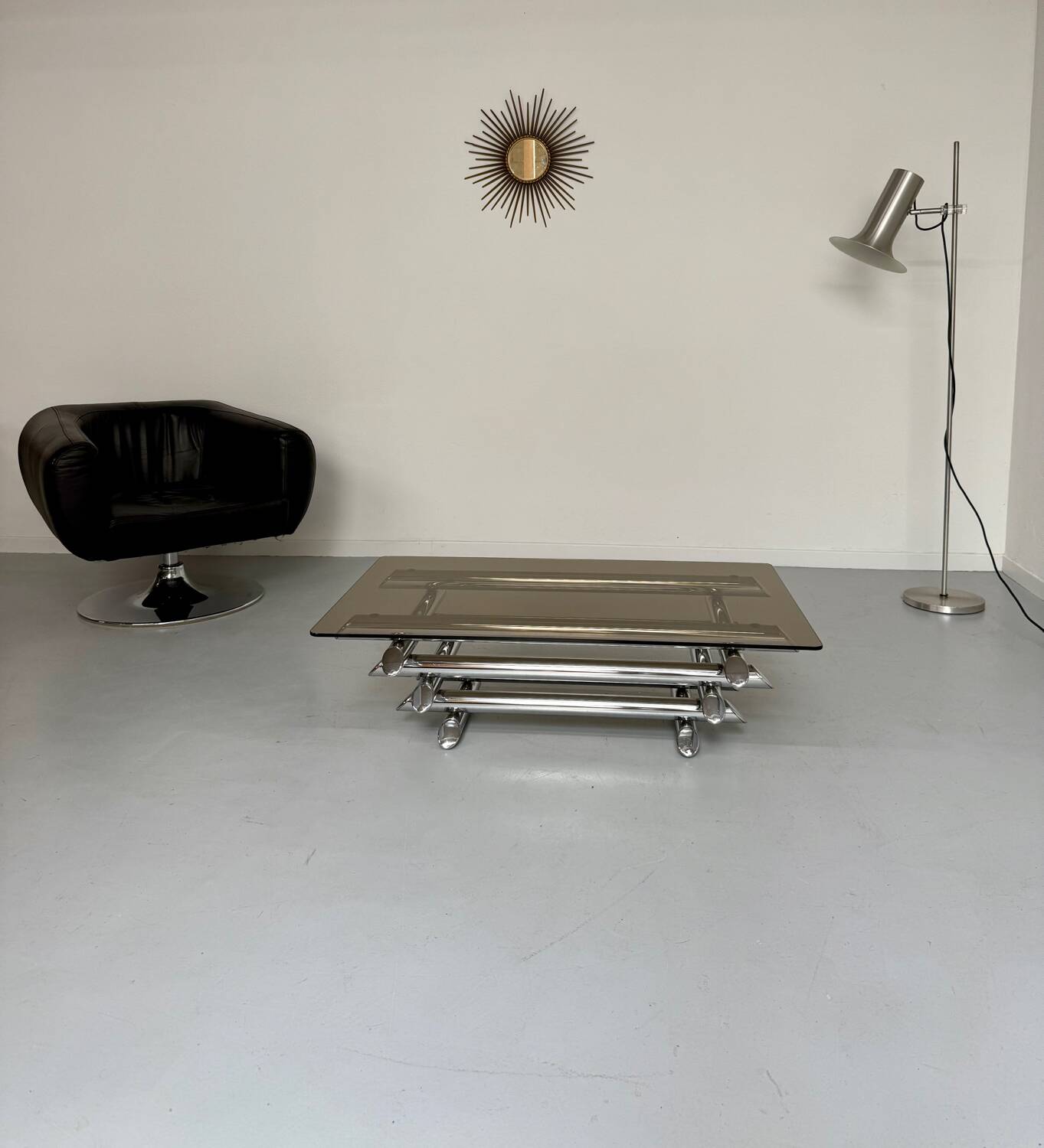 Space coffee table from the 70s, tubular metal and glass, Italian design