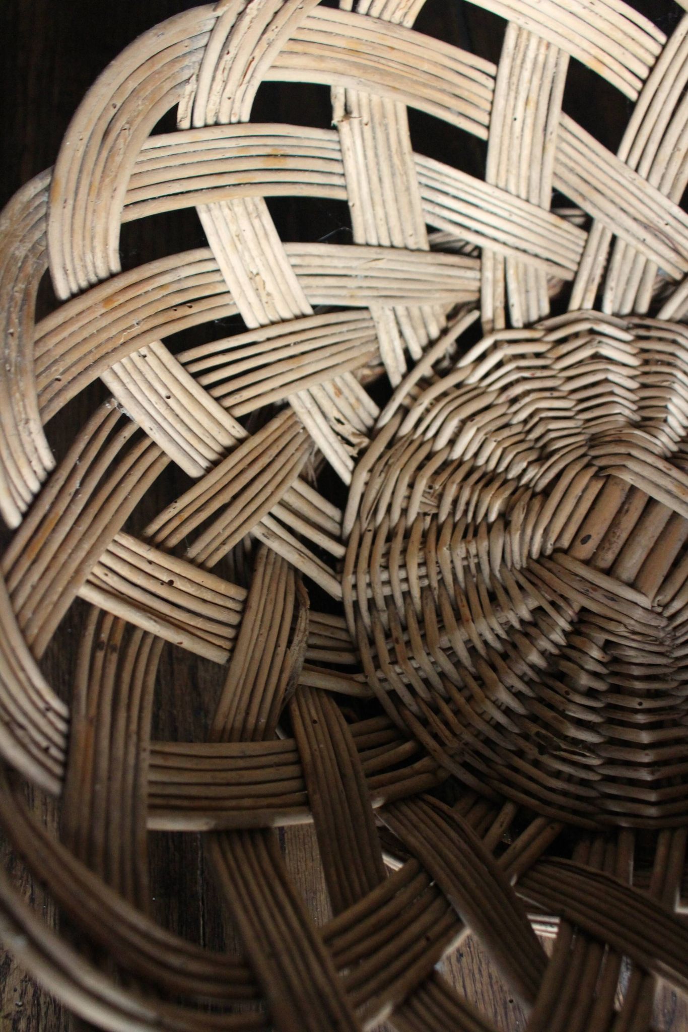 Large vintage woven wicker basket
