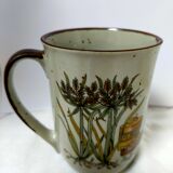 Mug in sandstone