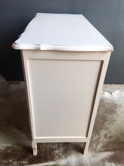 Commode blanche