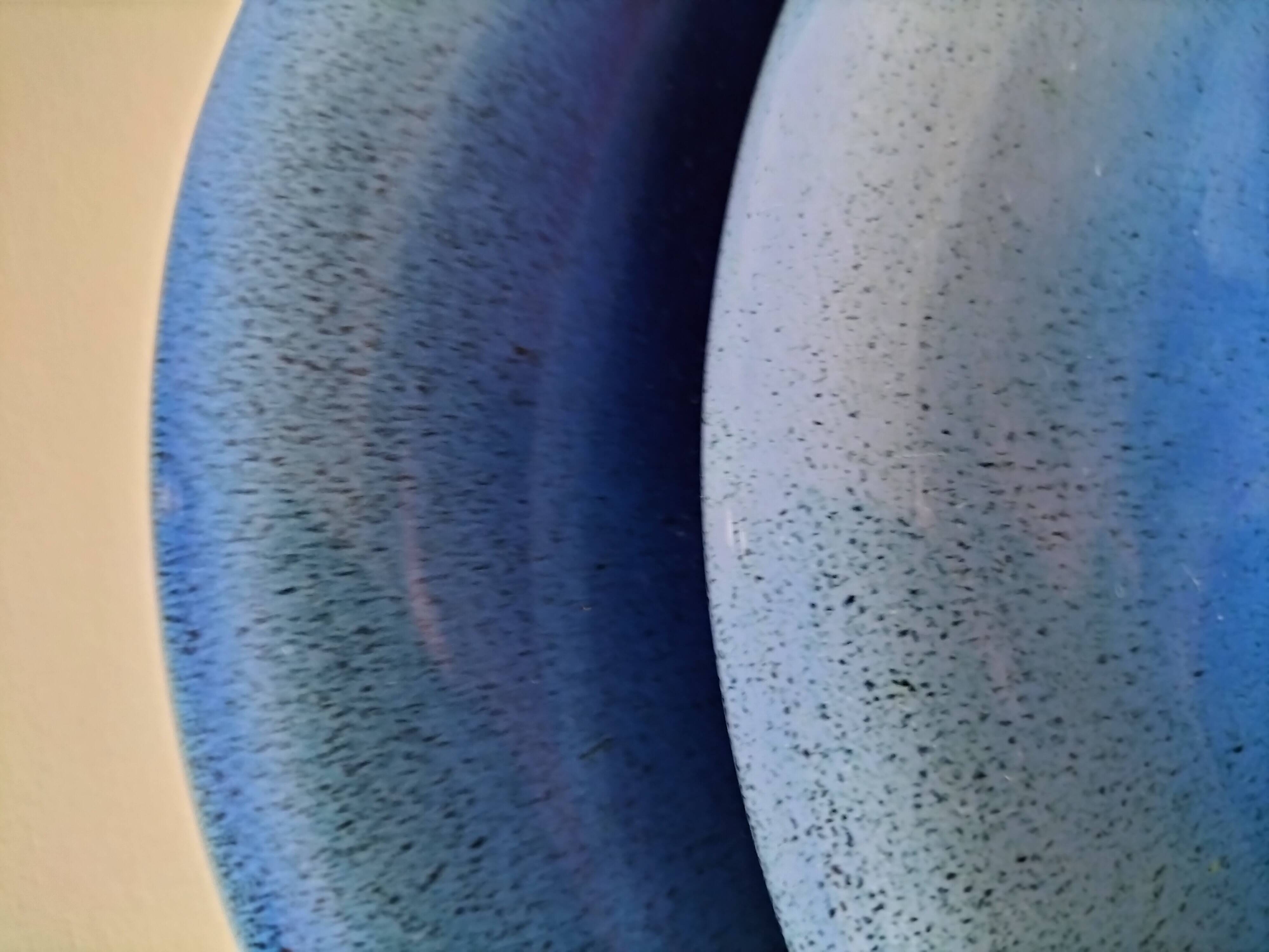 6 grandes assiettes plates en grès bleu cobalt et turquoise