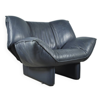Leolux / vintage "tango" armchair in blue leather / jan armgardt / 1980s netherlands