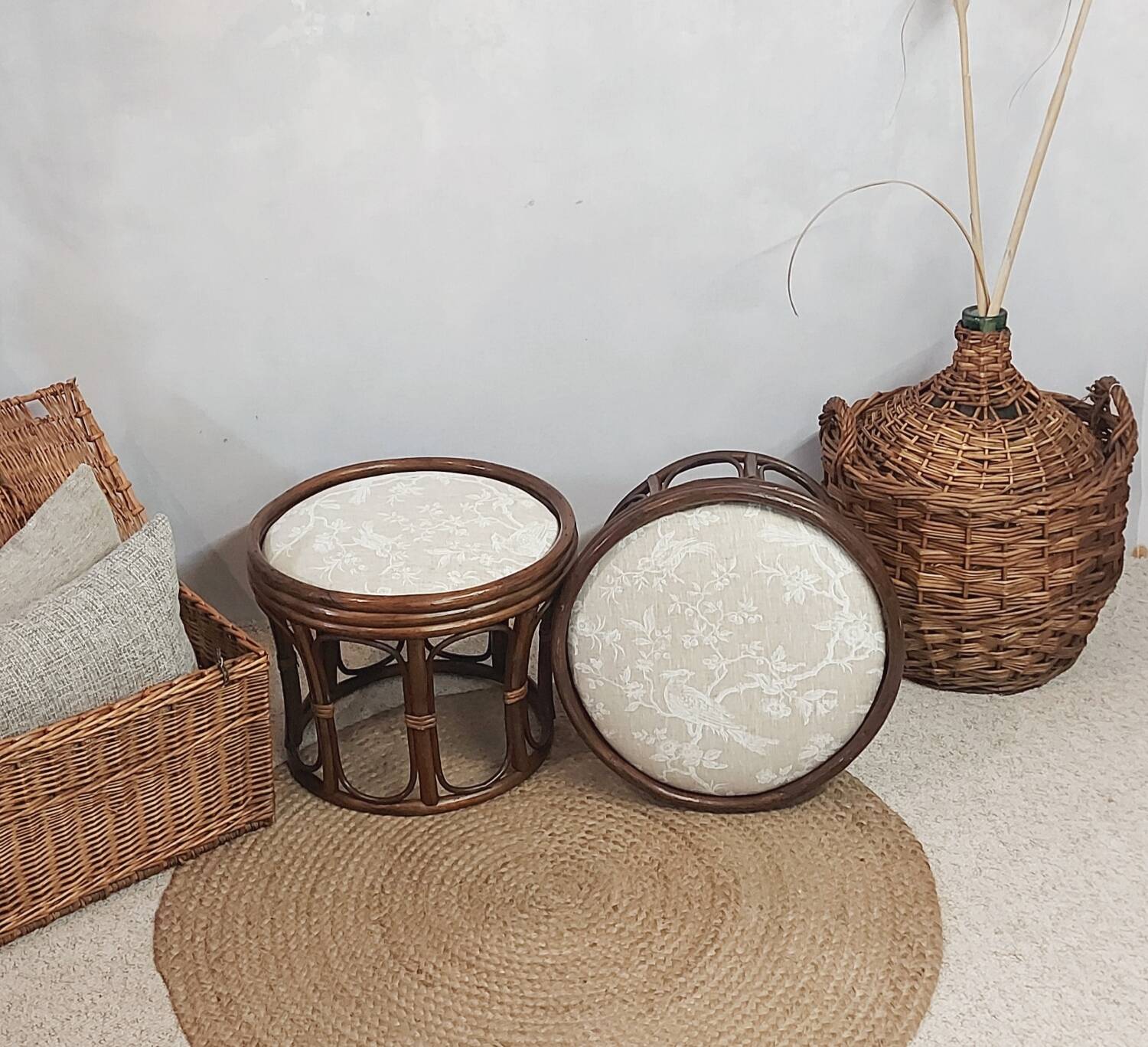 Rattan pouf
